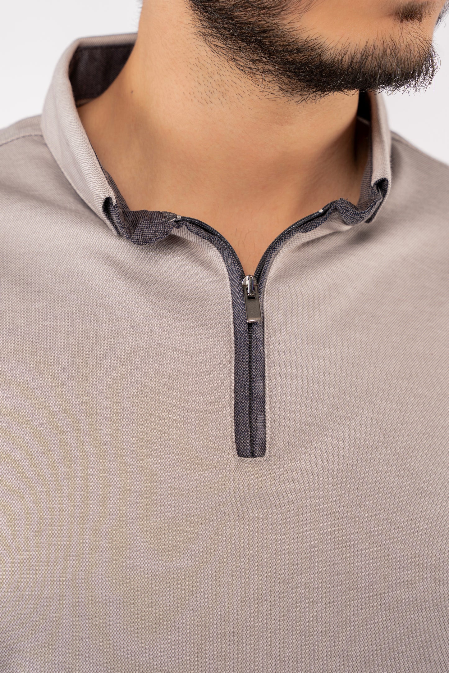 GREY ZIPPER BUTTON COLLAR POLO