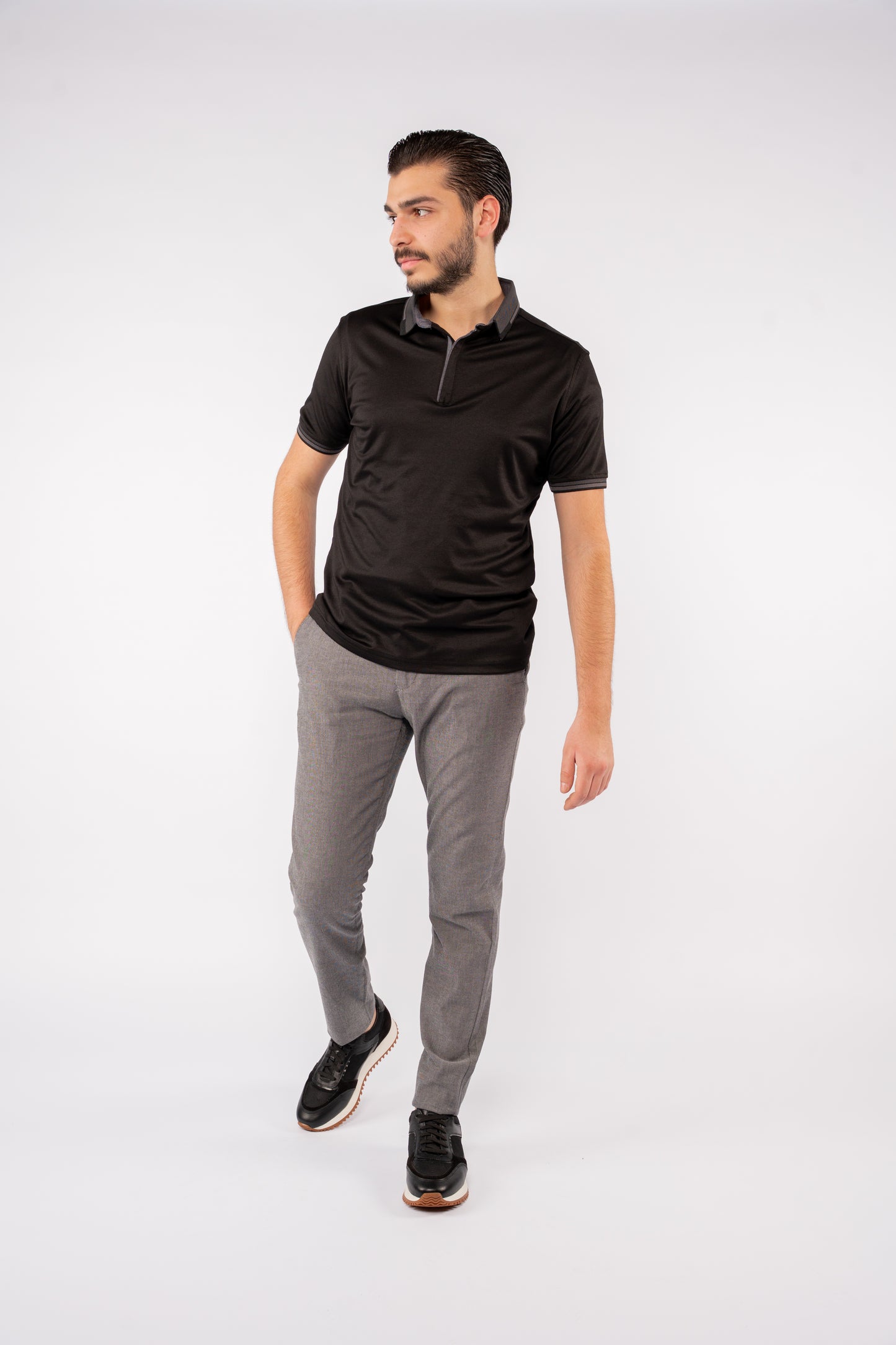 BLACK ZIPPER POLO