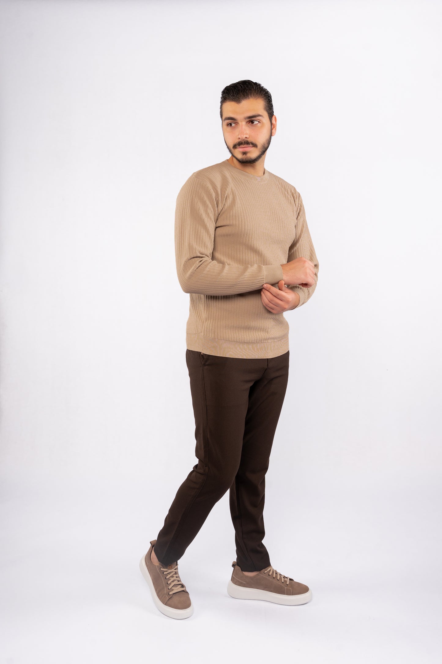 BEIGE TRICOT ROUNDNECK SWEATER