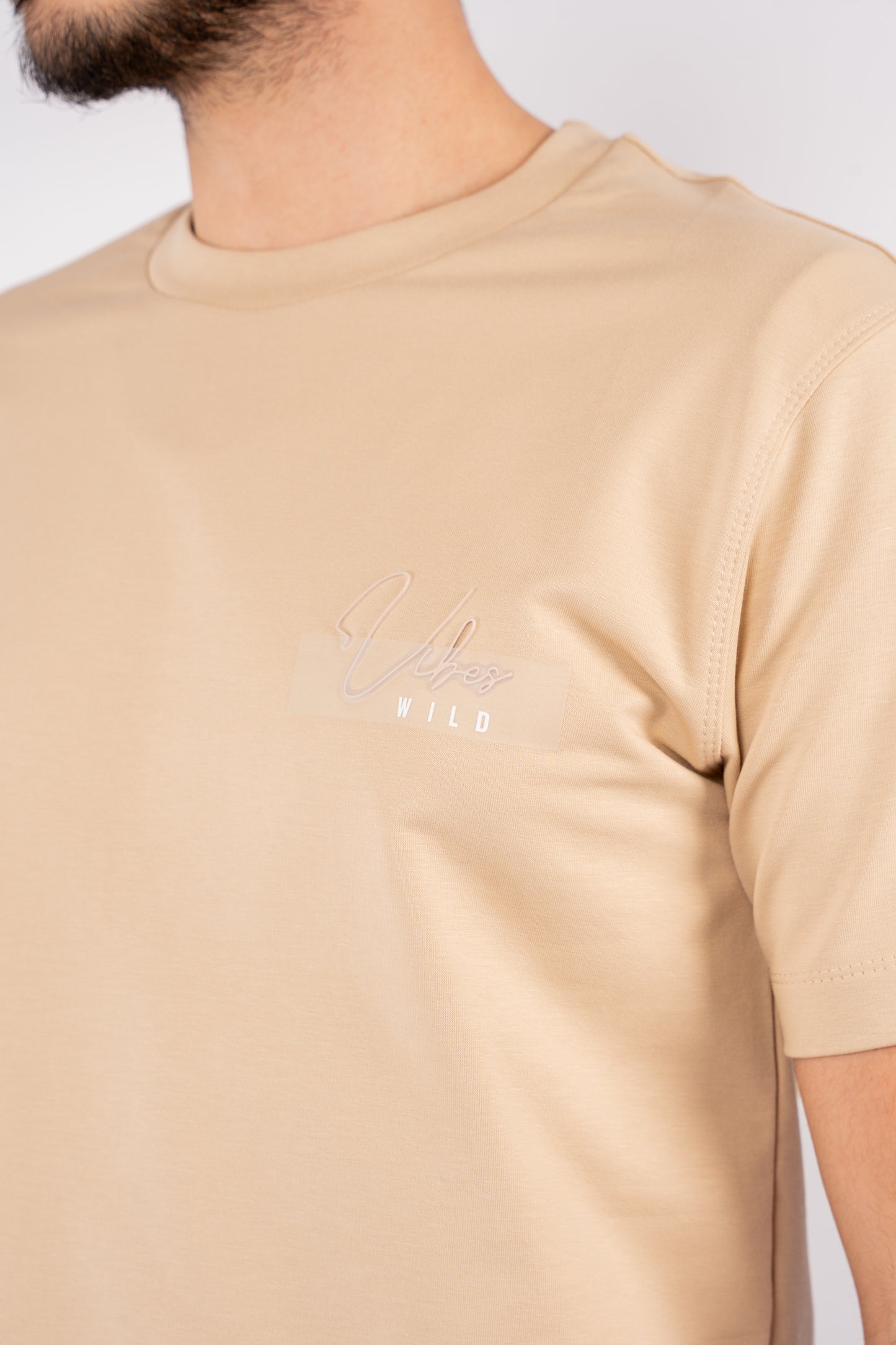 VIBES BEIGE TSHIRT