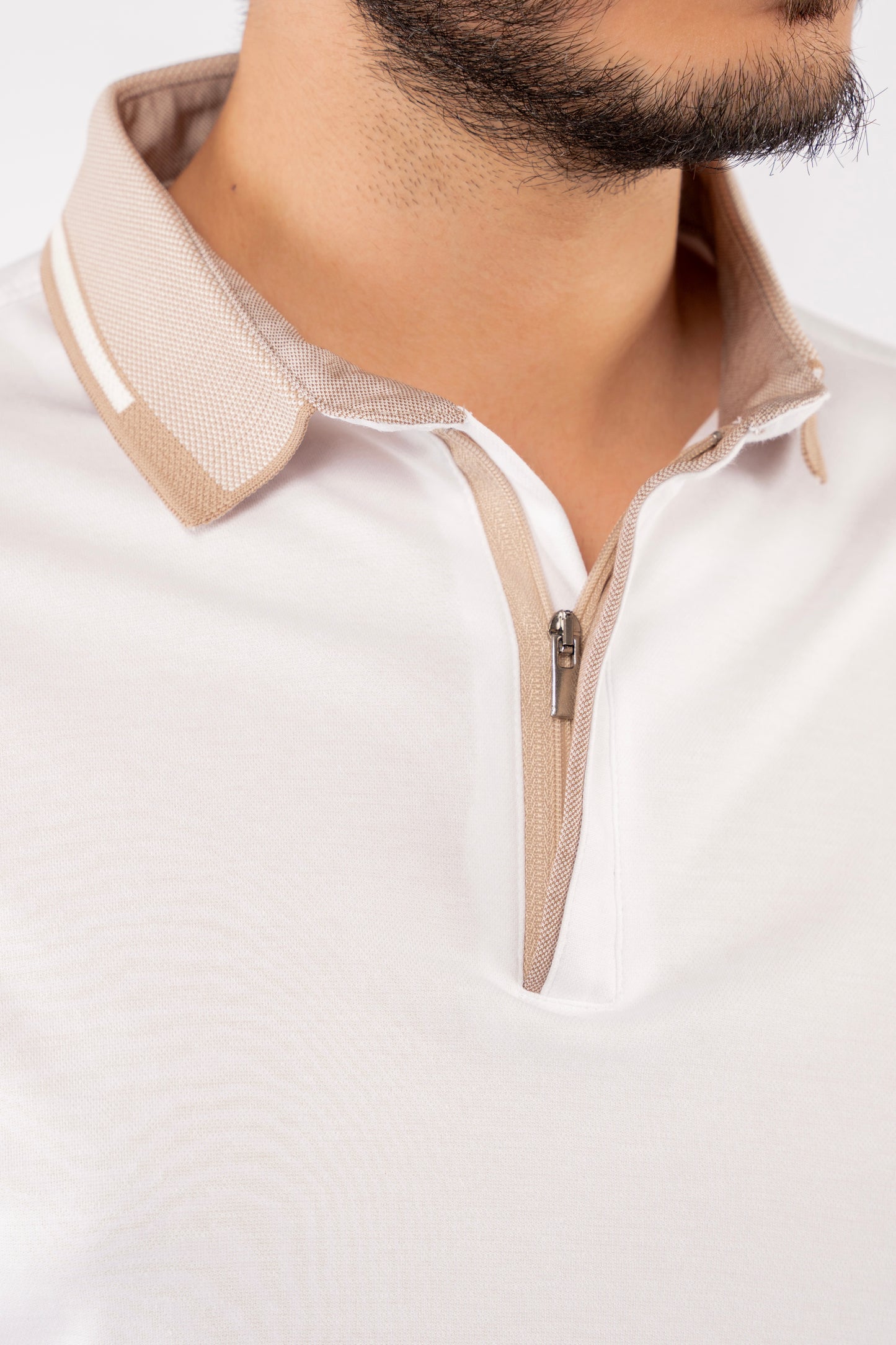 WHITE ZIPPER POLO