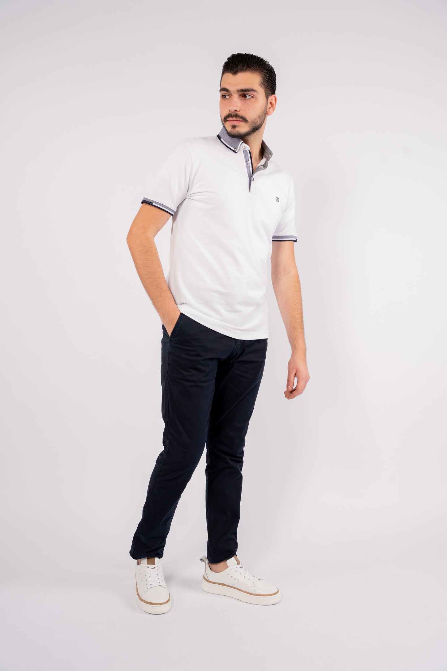 WHITE BUTTON COLLAR POLO
