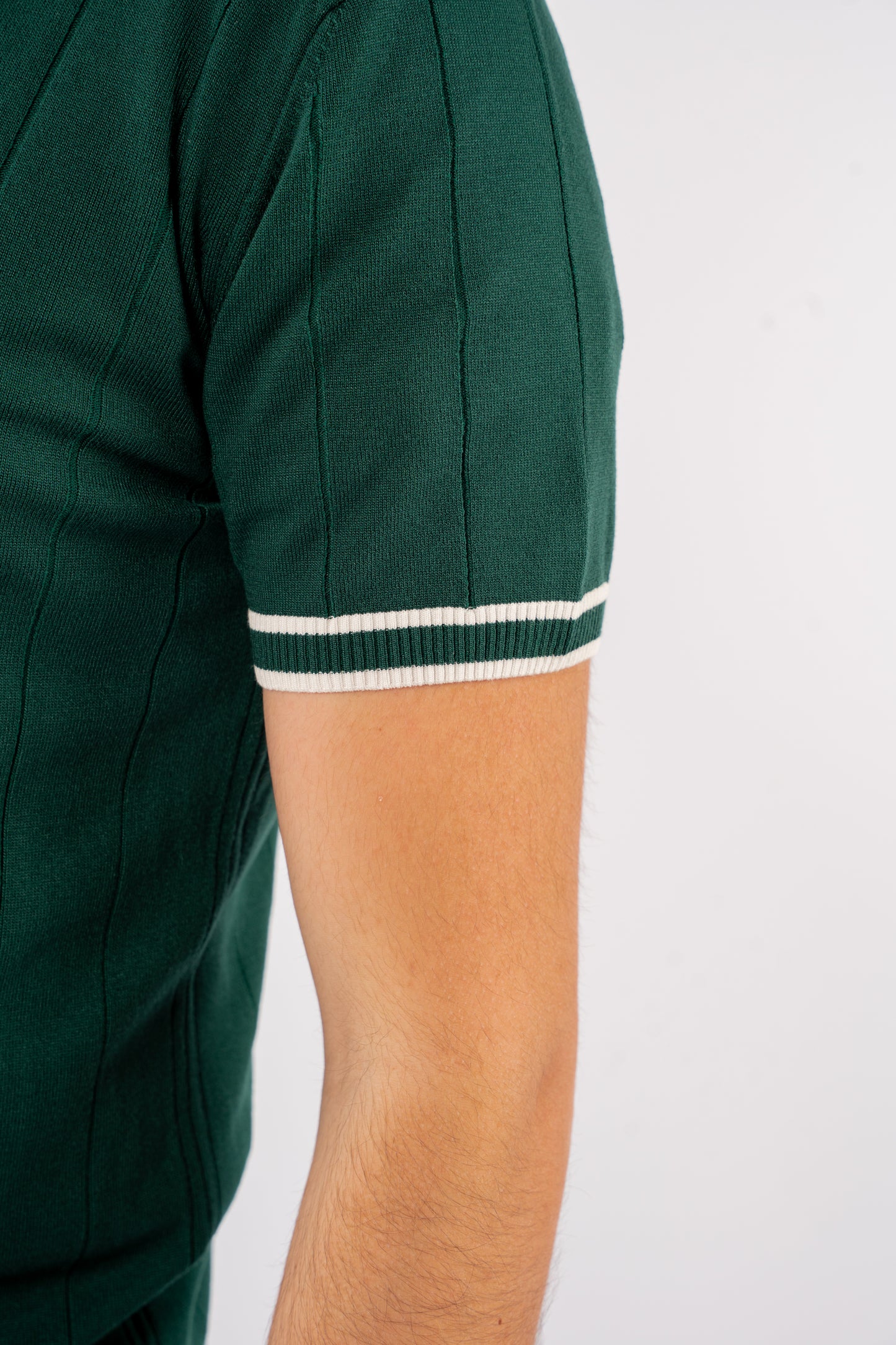 VNECK GREEN POLO