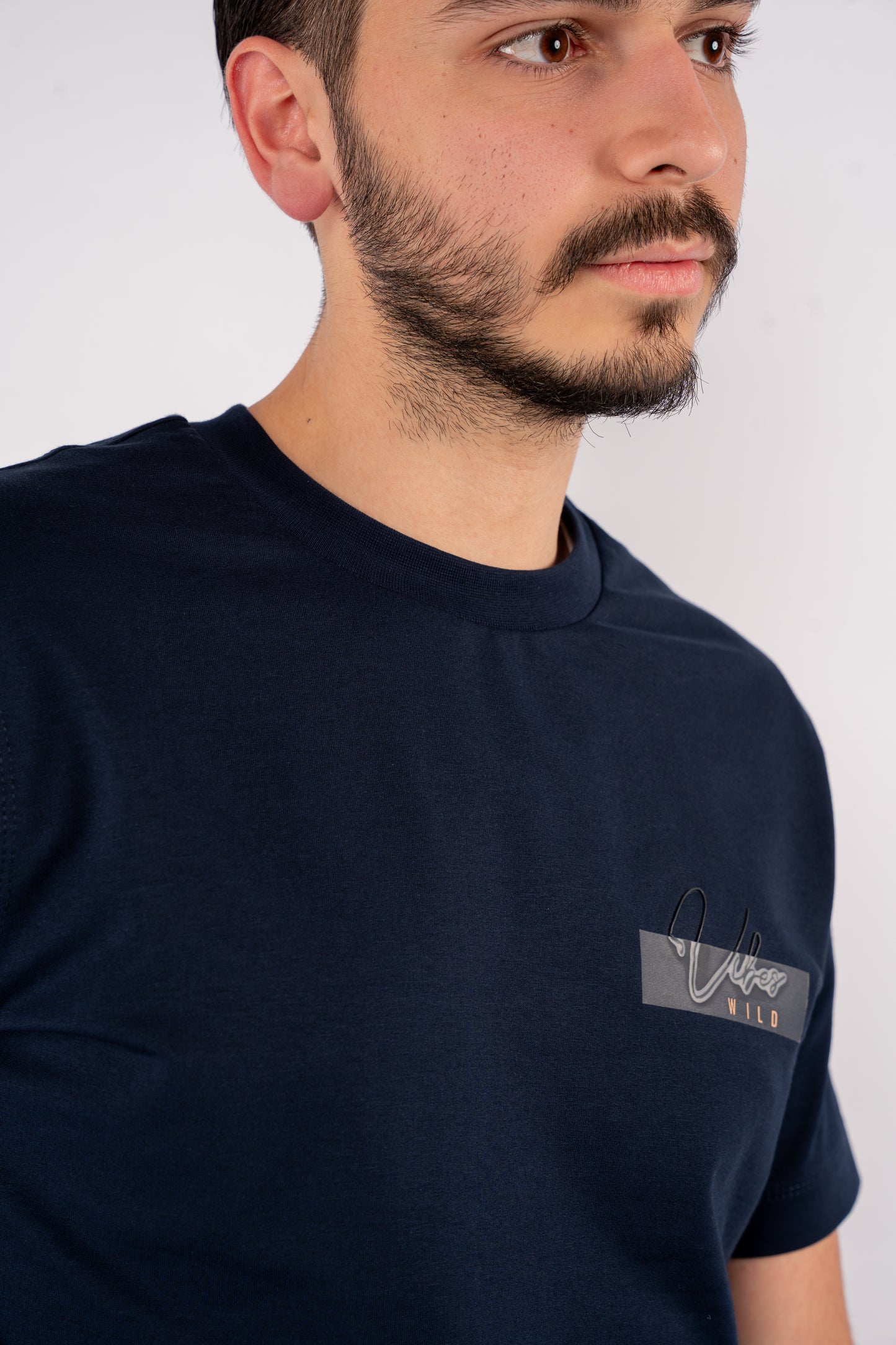 VIBES NAVY TSHIRT
