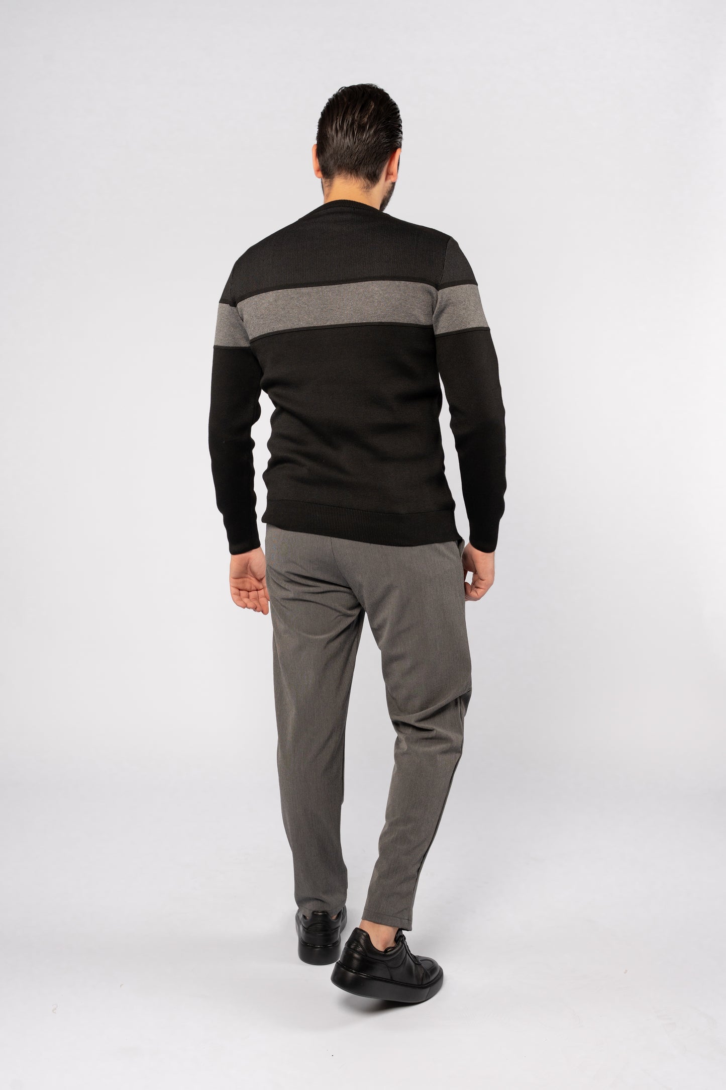 BLACK CASUAL KNITTED SWEATER