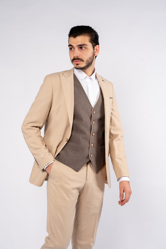 BEIGE SINGLE BREASTED SUIT