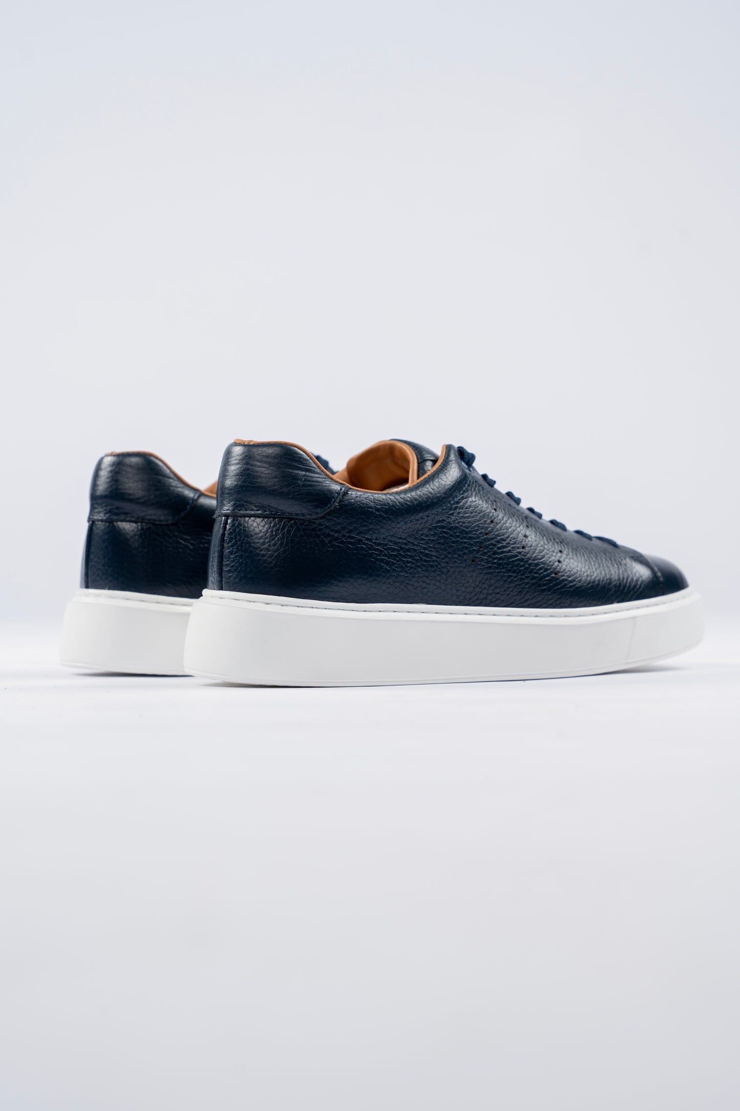 NAVY HIGH SOLE SNEAKER
