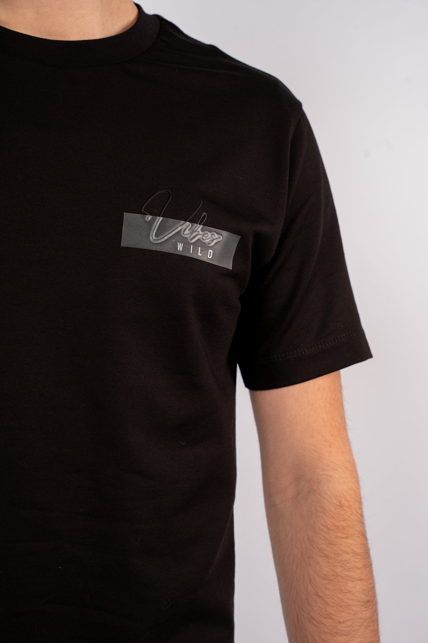 VIBES BLACK TSHIRT