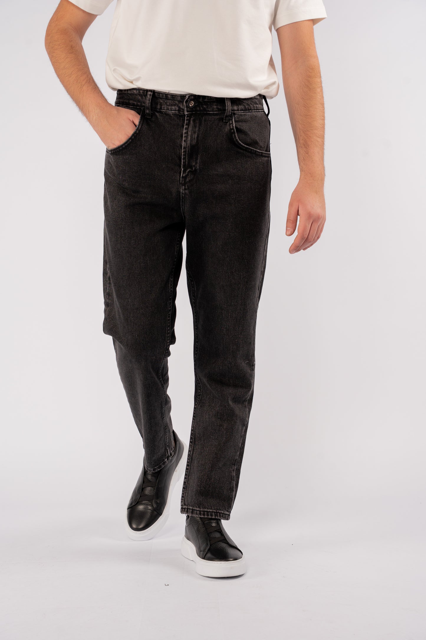 DARK GREY BOYFRIEND DENIM