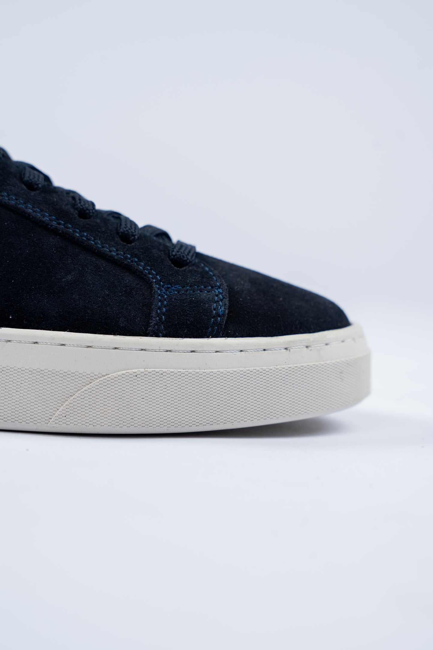 NAVY SUEDE CASUAL SNEAKER