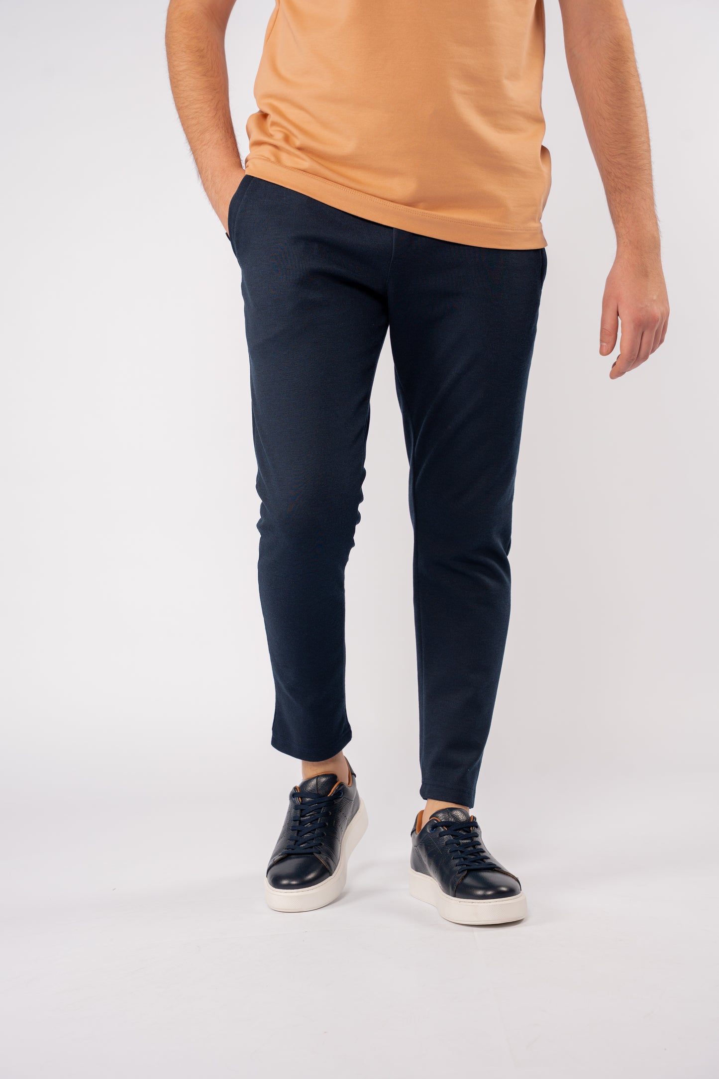 NAVY SLIMFIT SWEATPANT