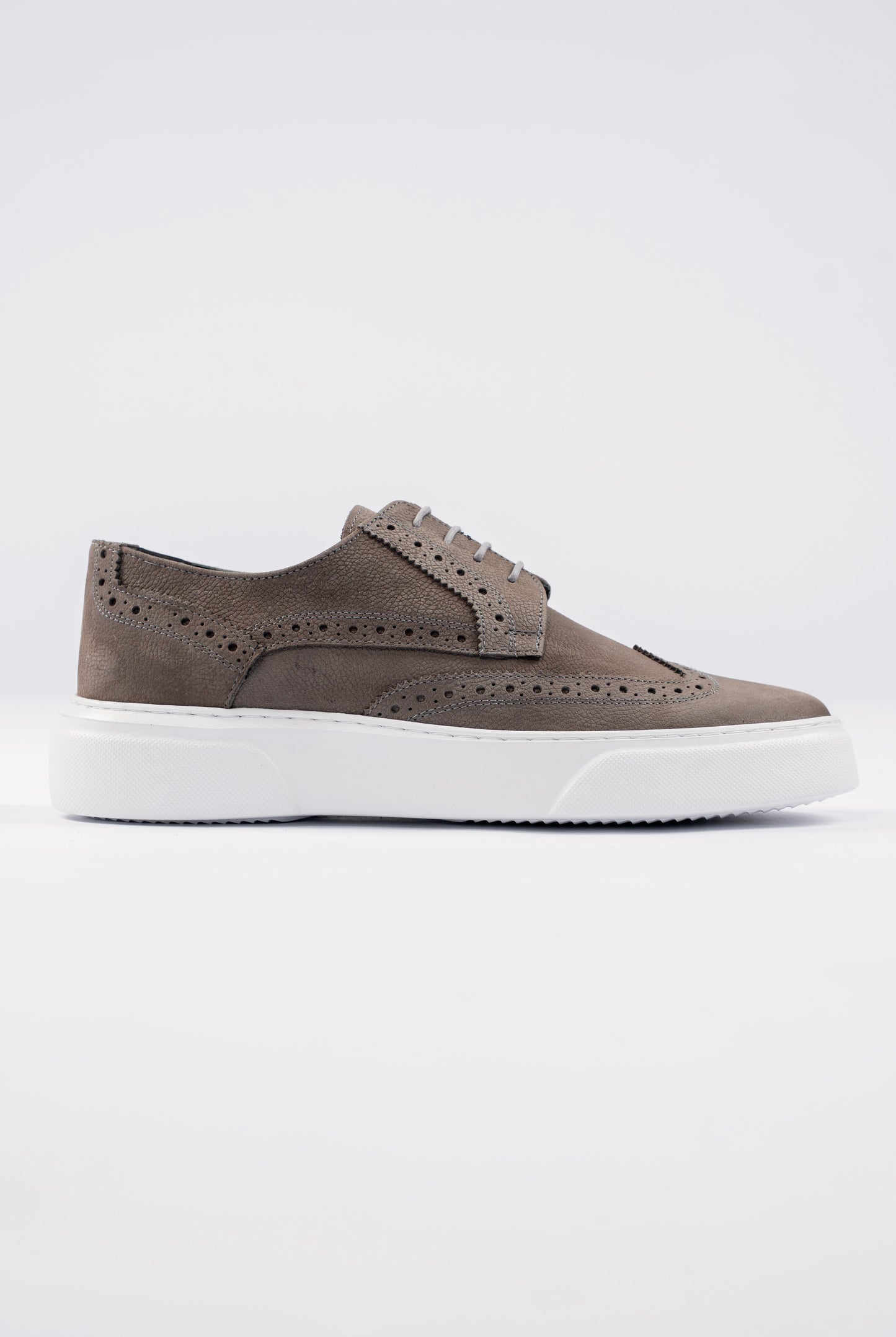 BEIGE GREY SUEDE BROGUE SNEAKER