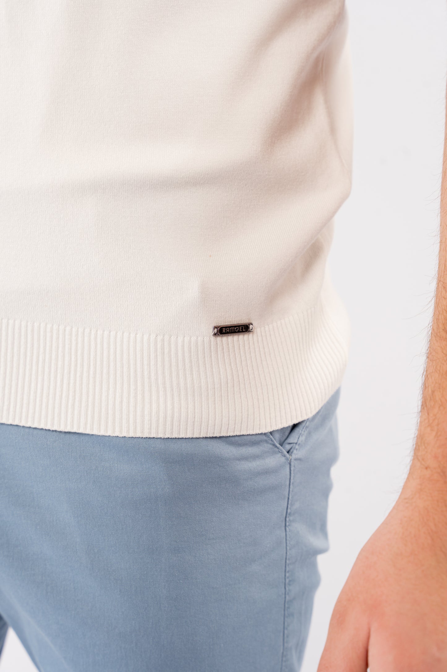 WHITE BLUE LINES ZIPPER POLO