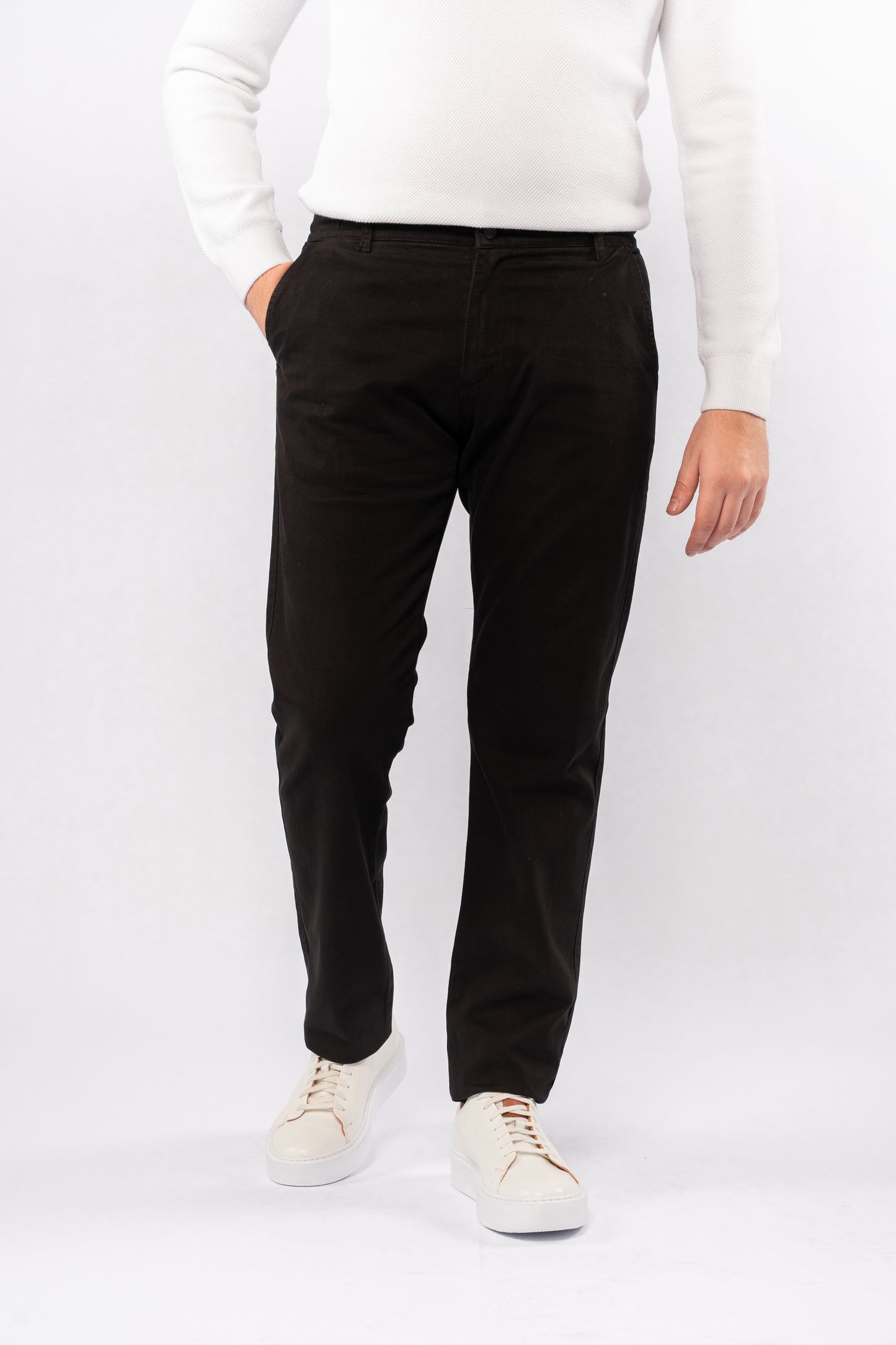 BLACK ELEGANCE CHINO PANT