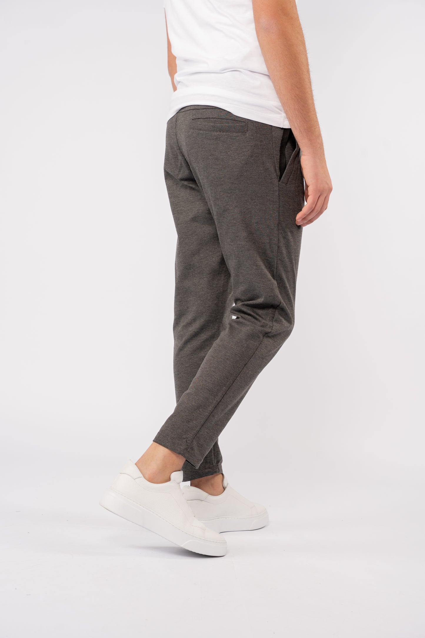 DARK GREY SLIMFIT SWEATPANT