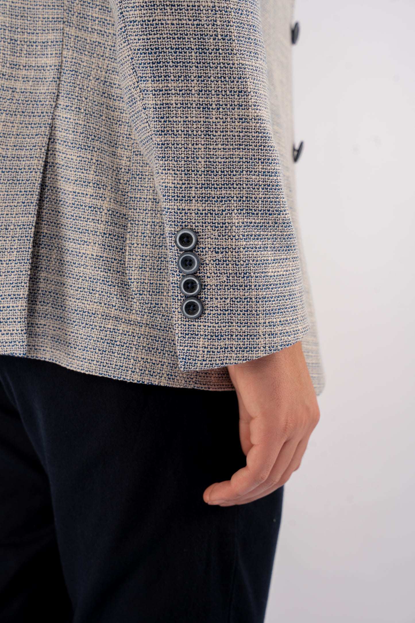 BLUE LINEN BLAZER