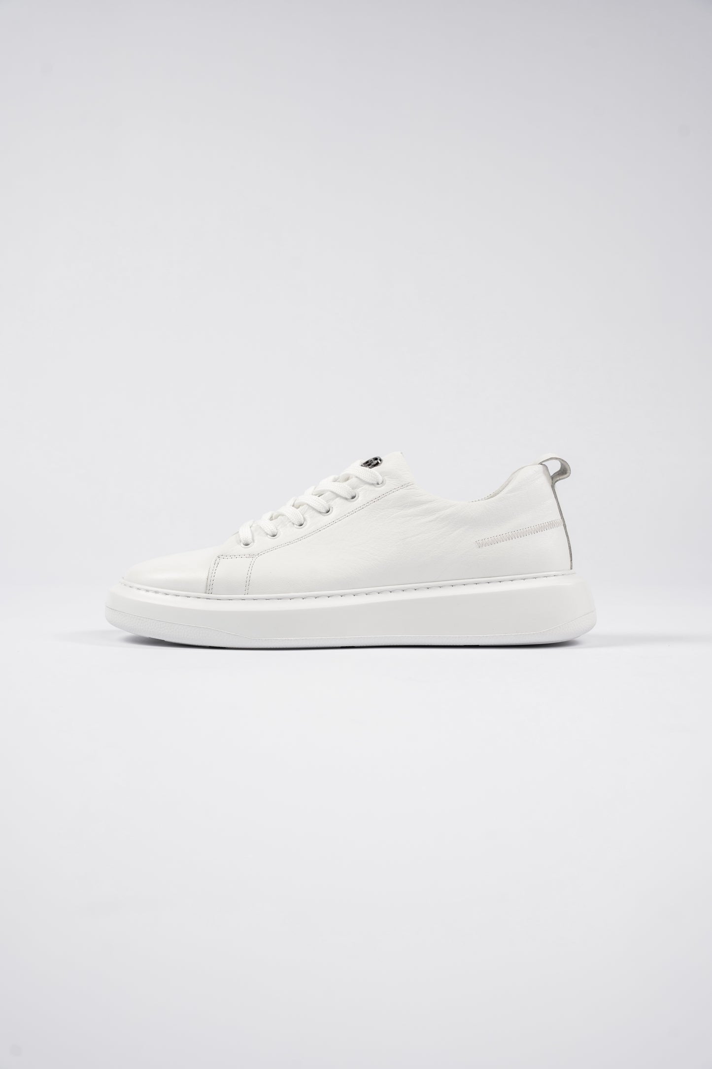 BIG SIZE WHITE SNEAKER