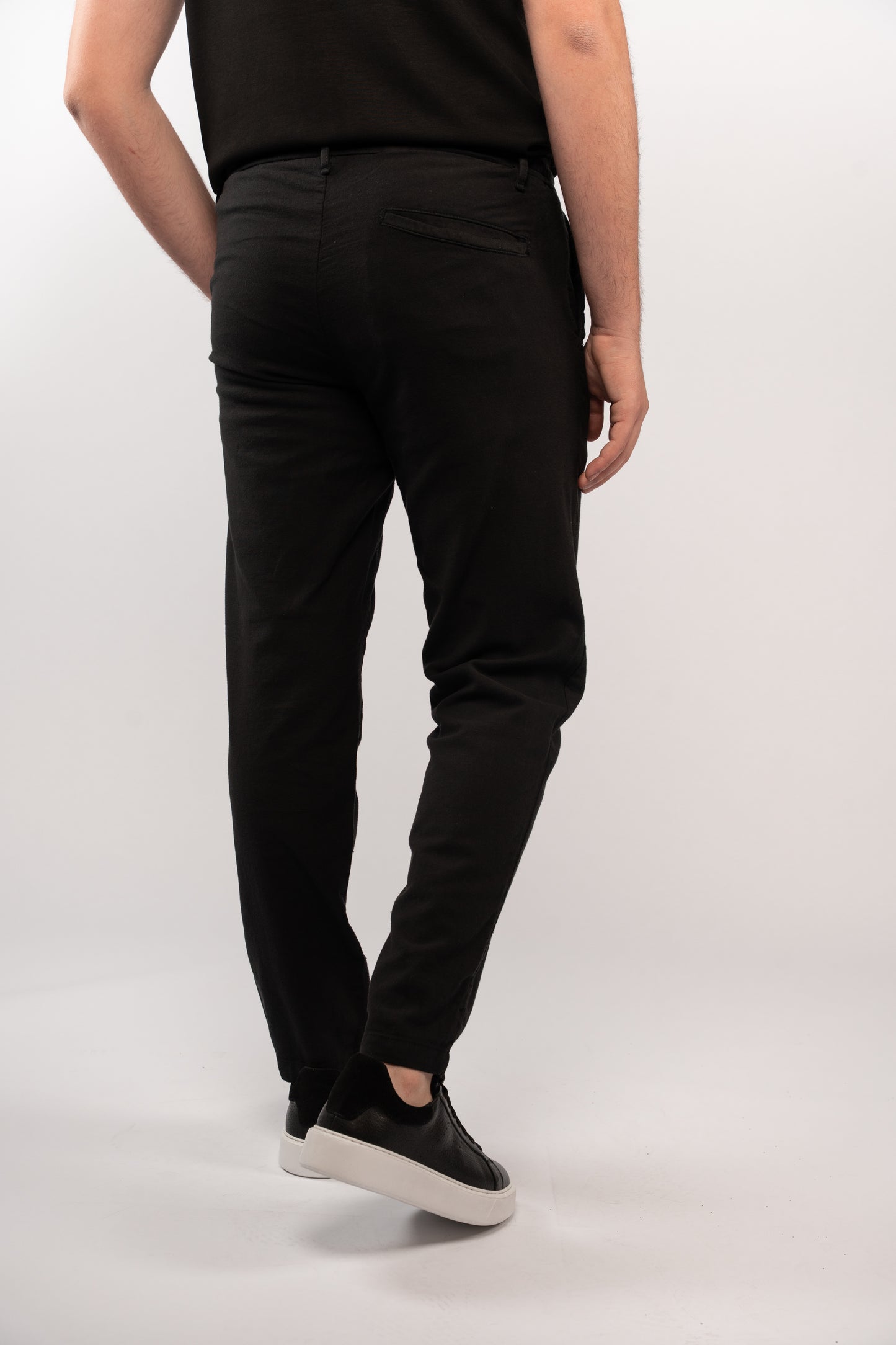 BLACK RELAXED TROUSERS