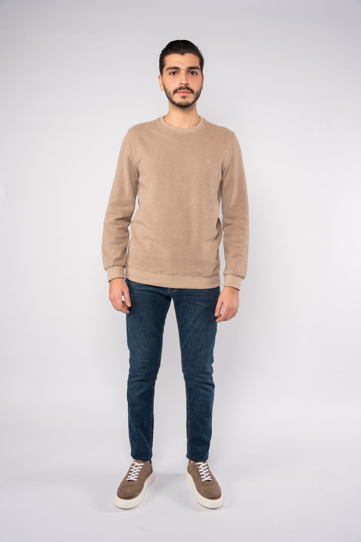 BEIGE ROUND NECK SWEATER