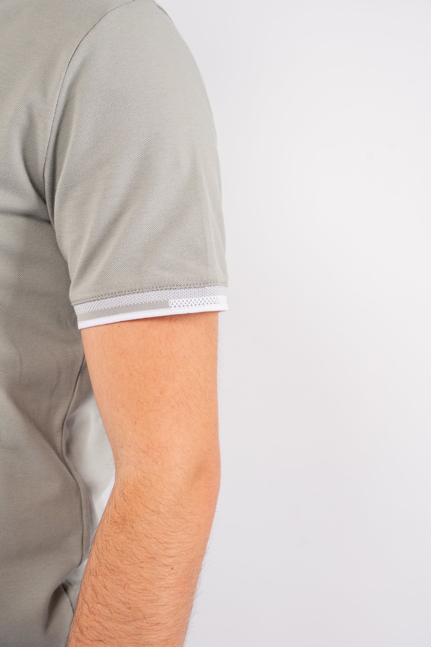 LIGHT GREY BUTTON COLLAR POLO