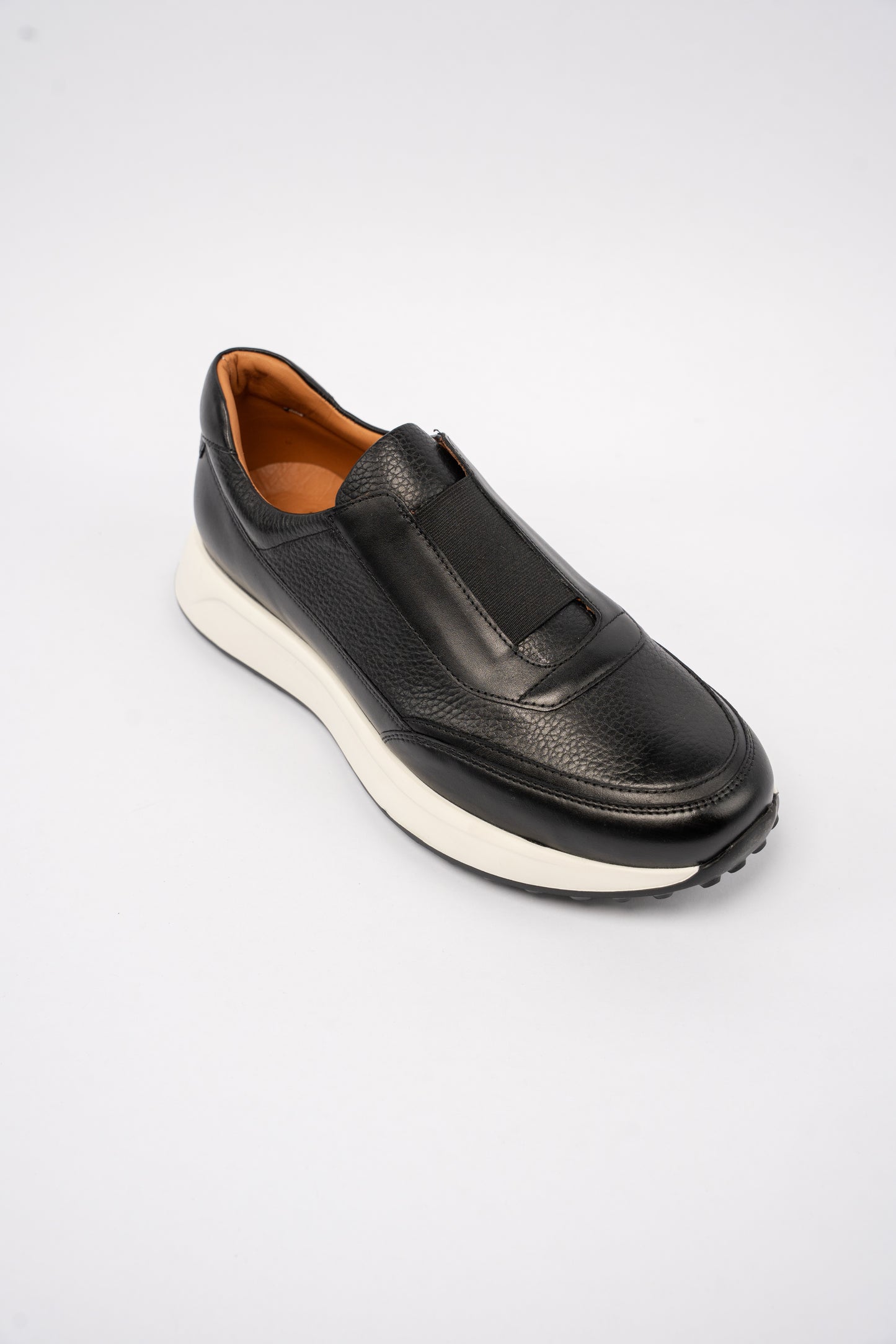 BLACK TIMELESS ELASTIC SNEAKER