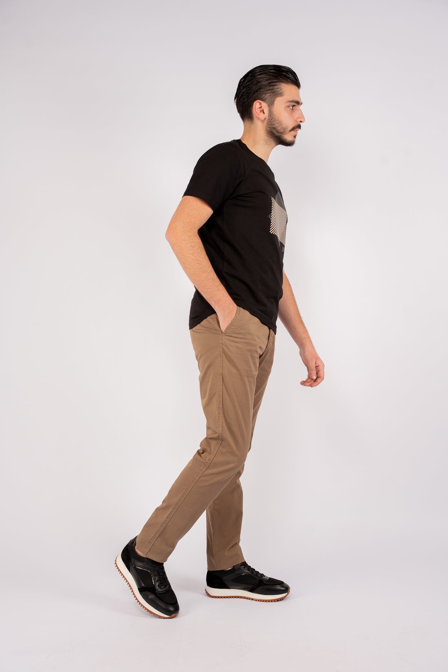 BLACK DIAGONAL LINES TSHIRT