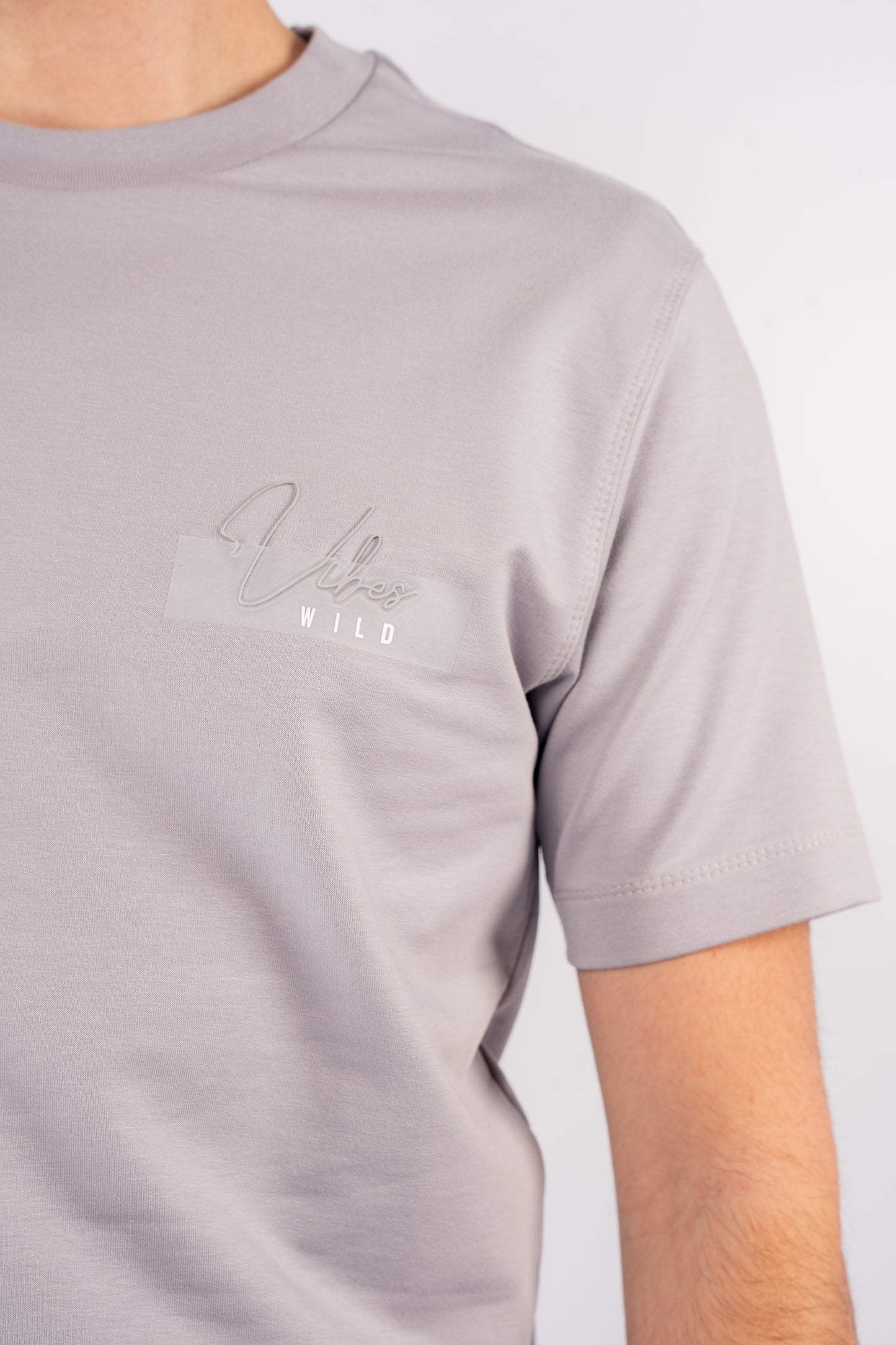 VIBES GREY TSHIRT