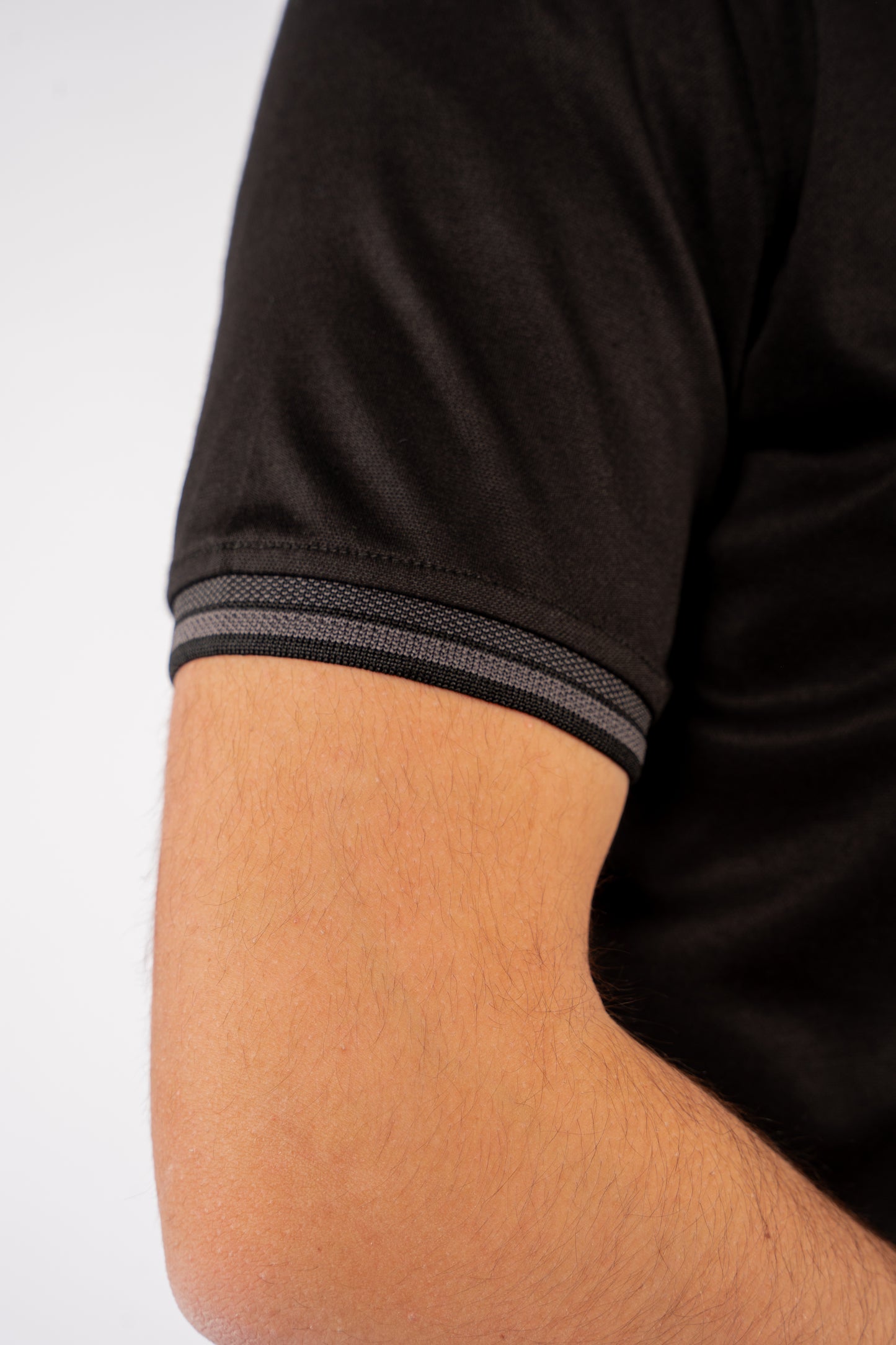BLACK ZIPPER POLO