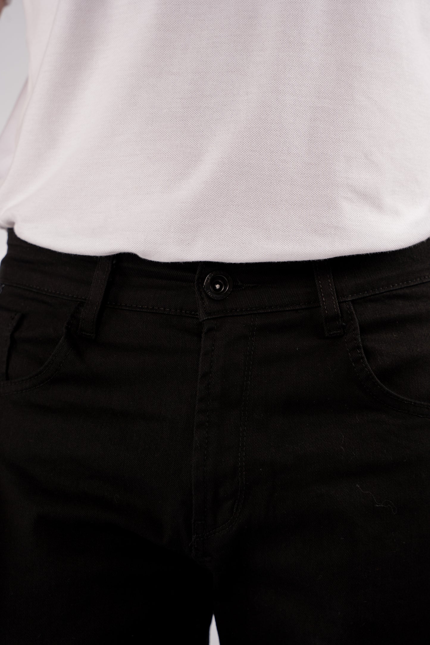 BLACK REGULAR FIT DENIM