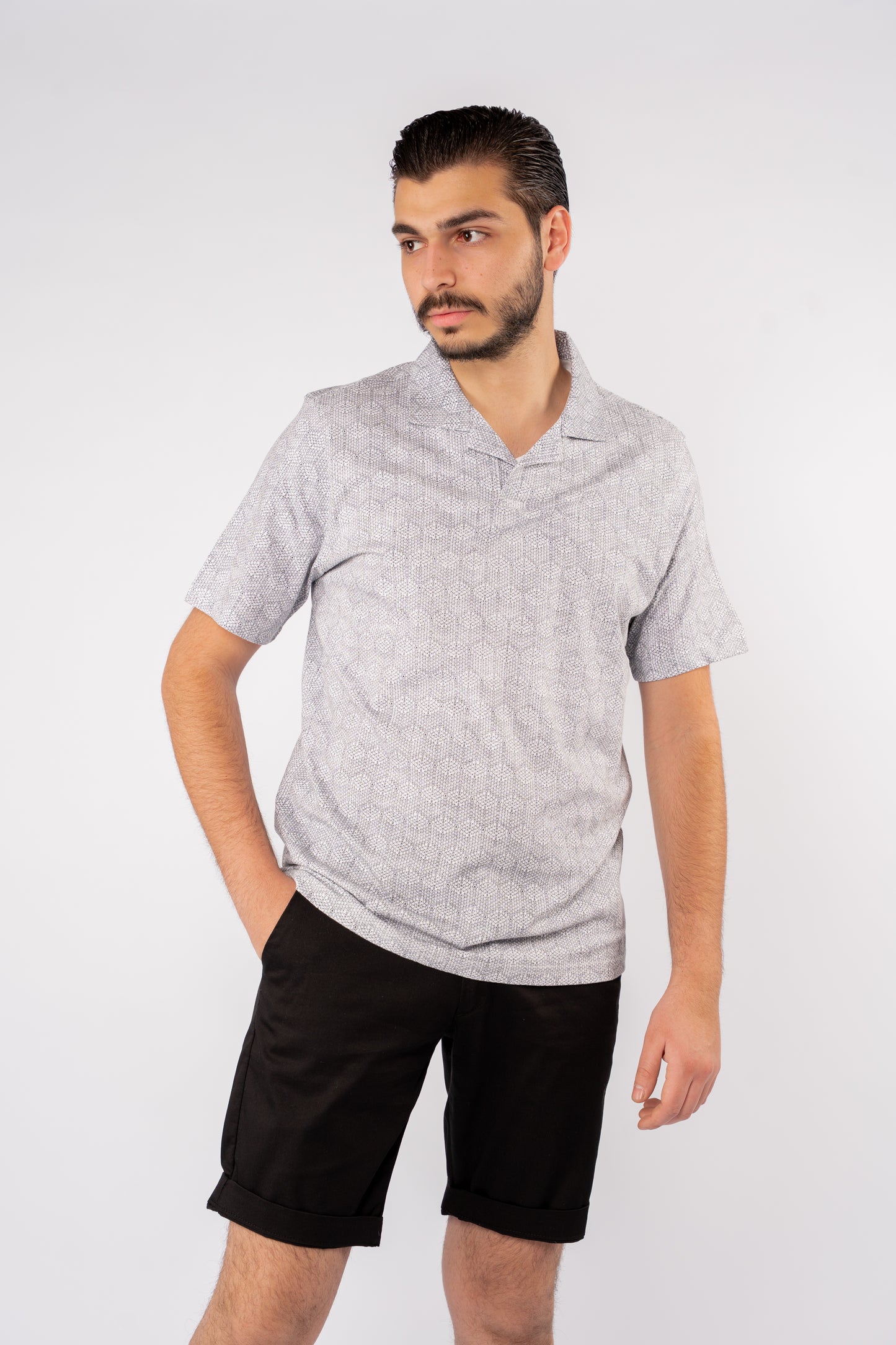 GREY GEOMETRIC PATTERN POLO TSHIRT