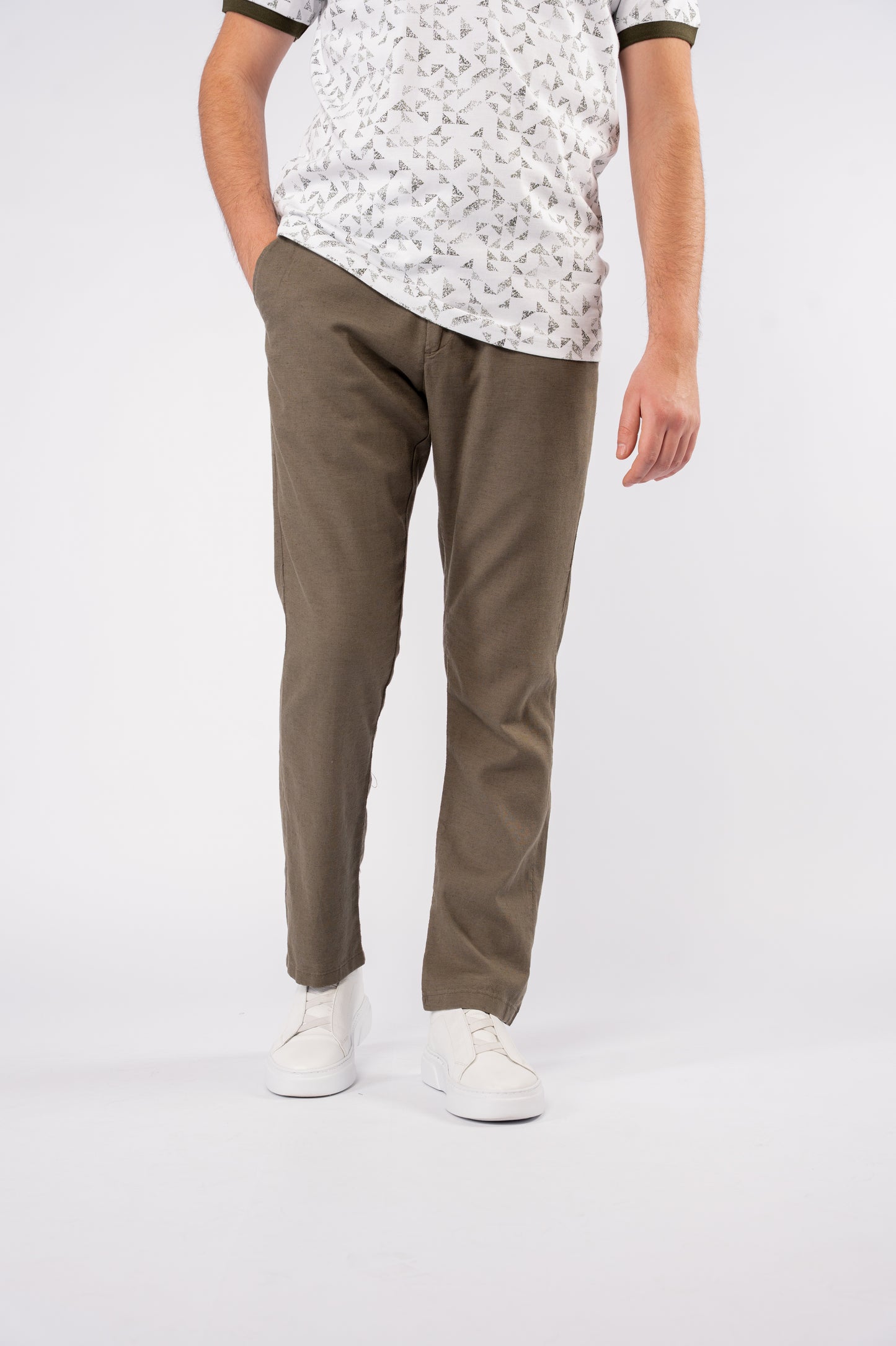 OLIVE GEOMETRICAL POLO