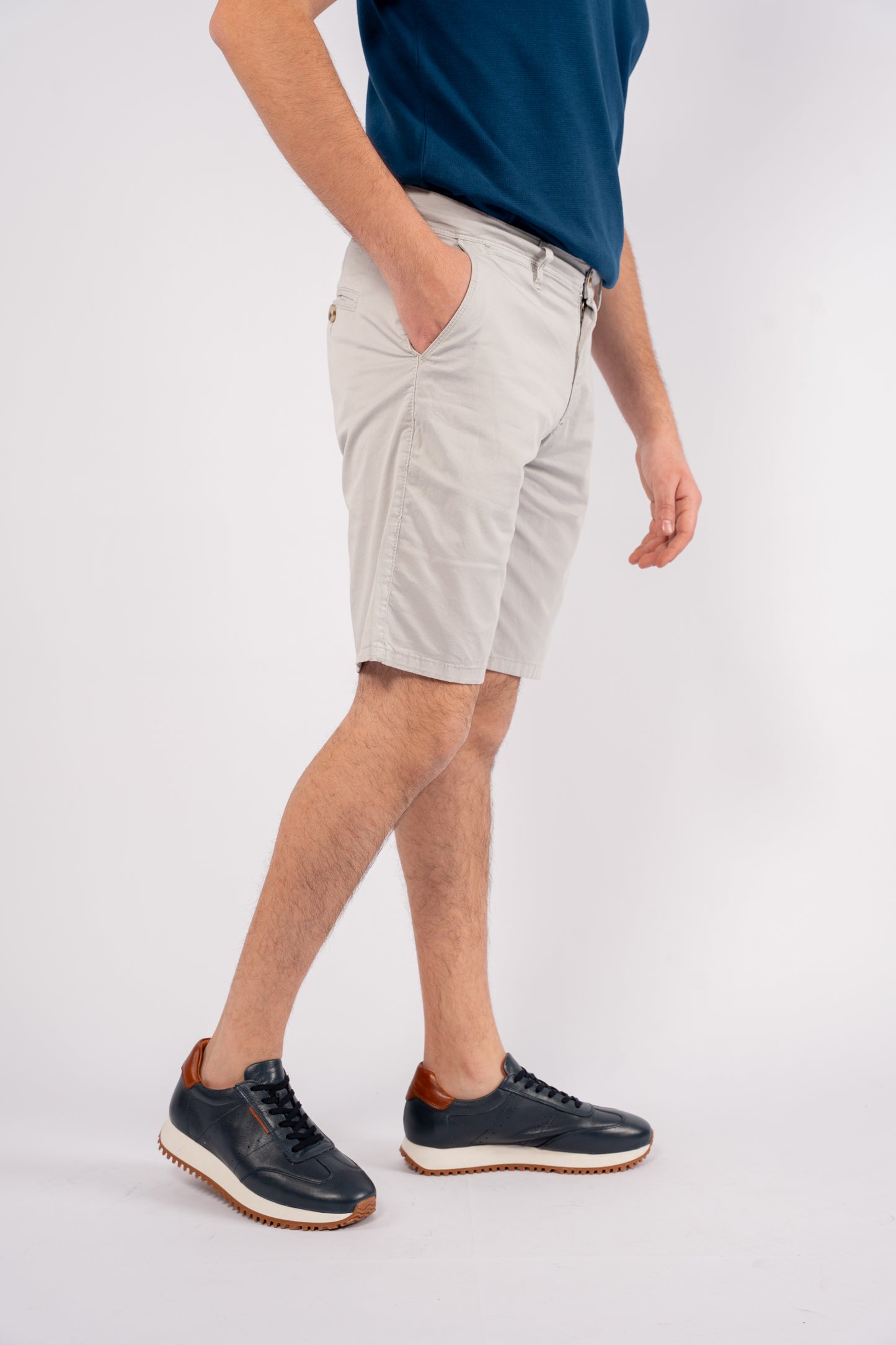 GREY CHINO SHORT