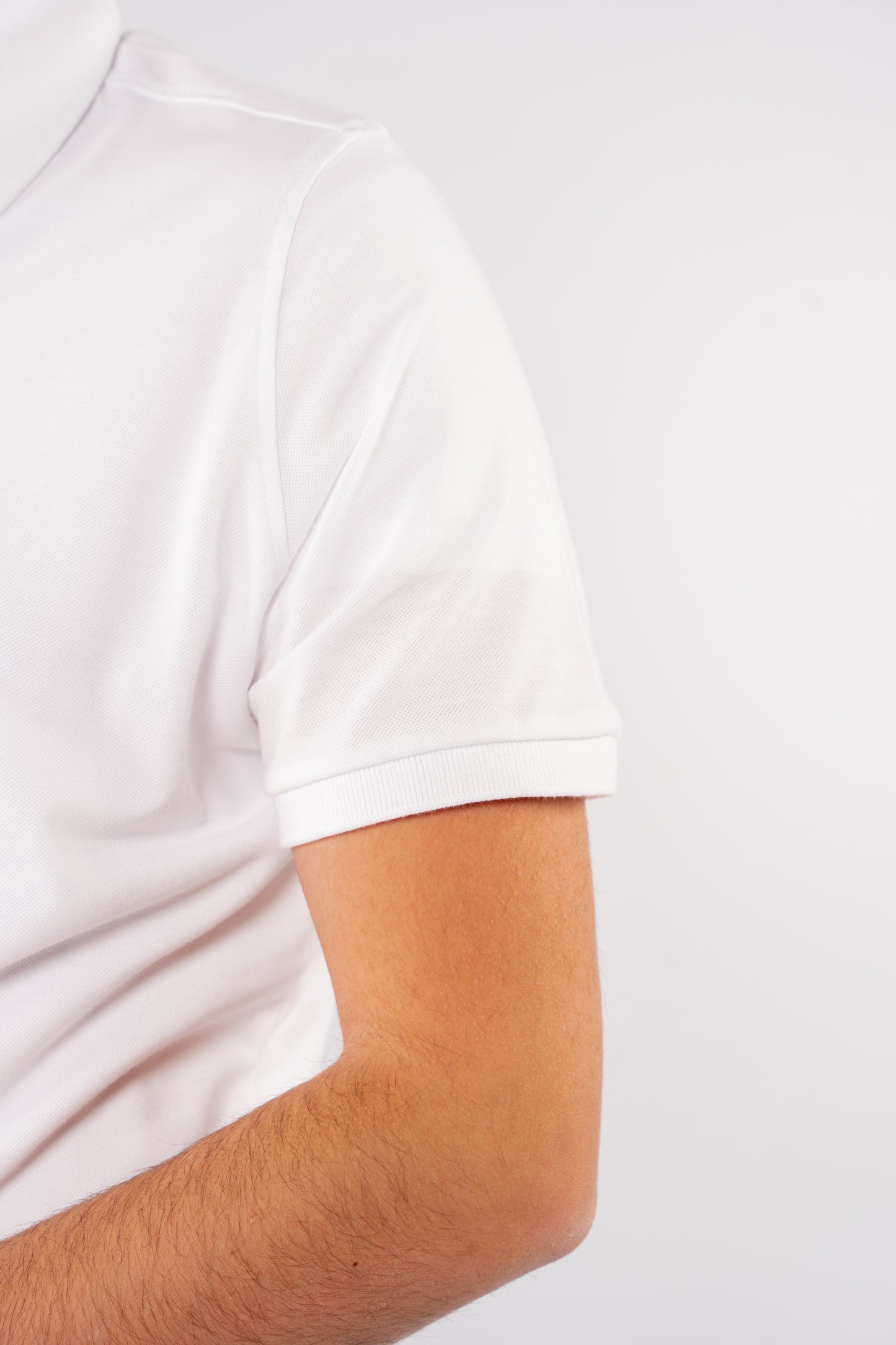 WHITE PIQUET ZIPPER POLO