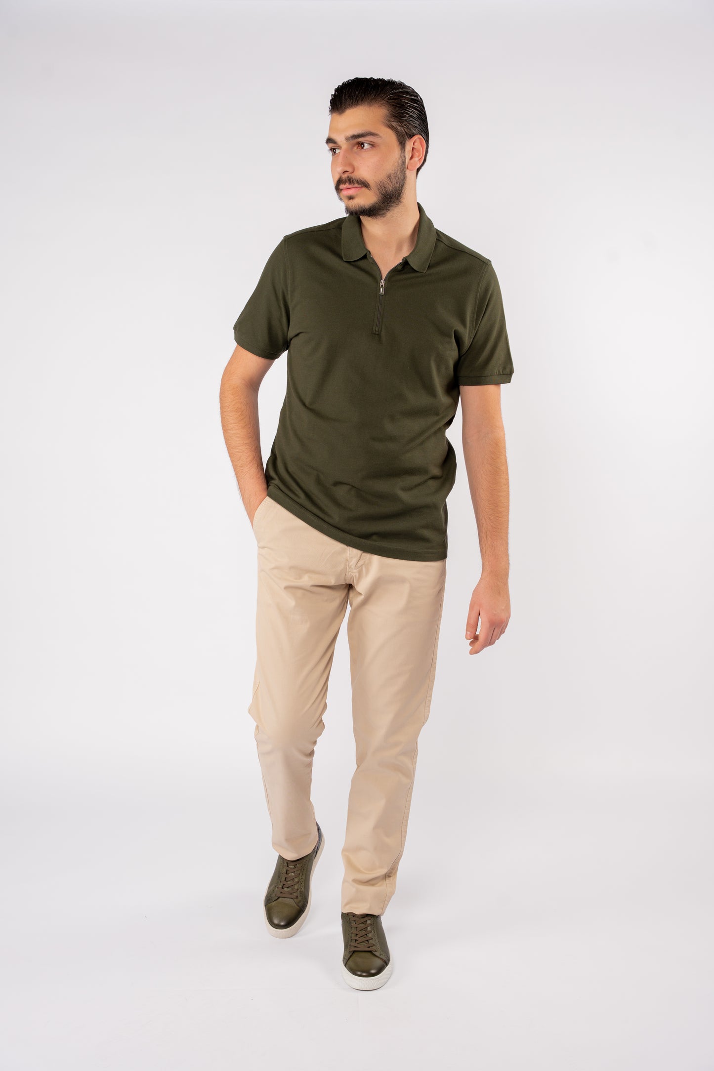 OLIVE PIQUET ZIPPER POLO
