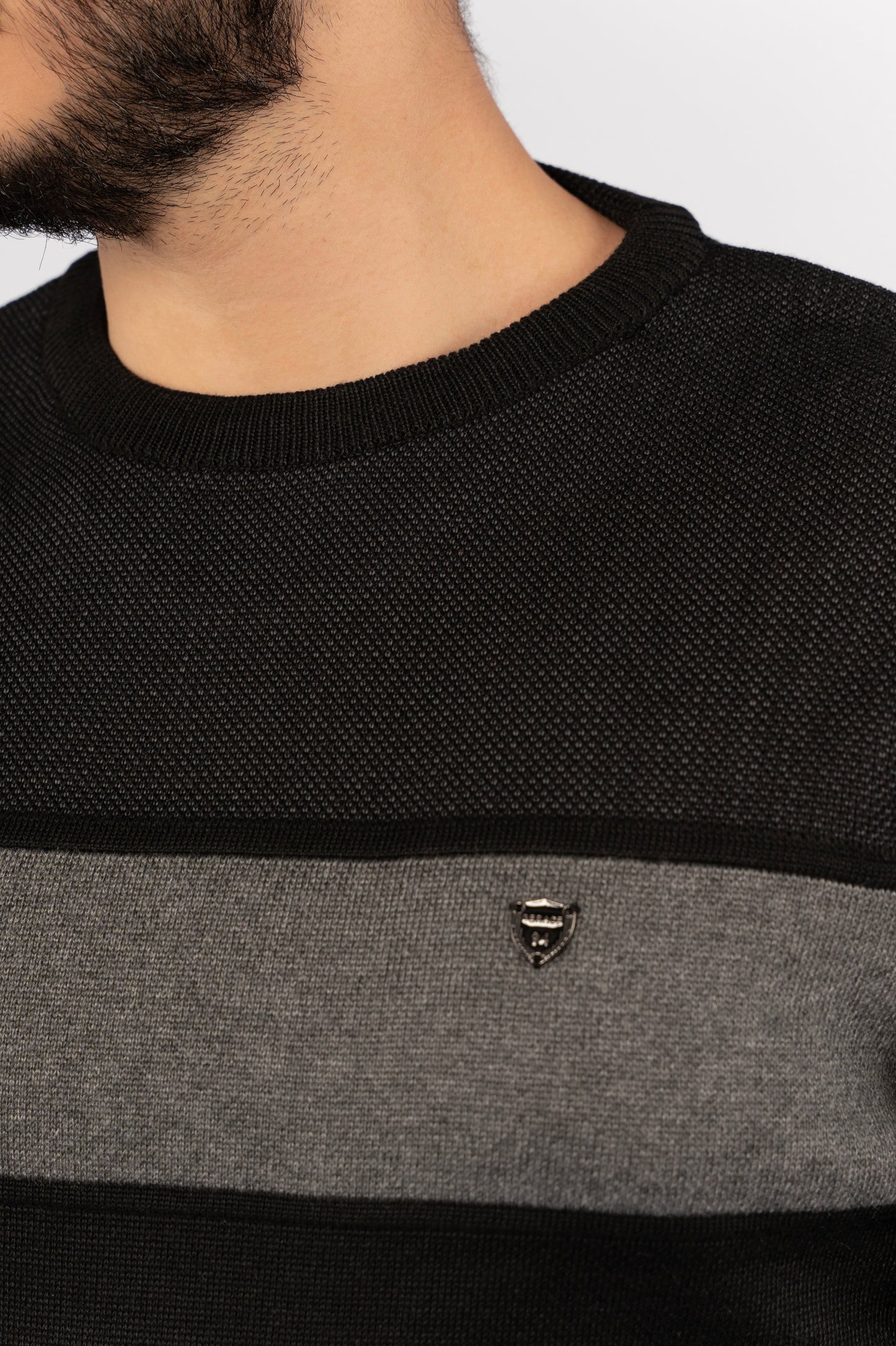 BLACK CASUAL KNITTED SWEATER