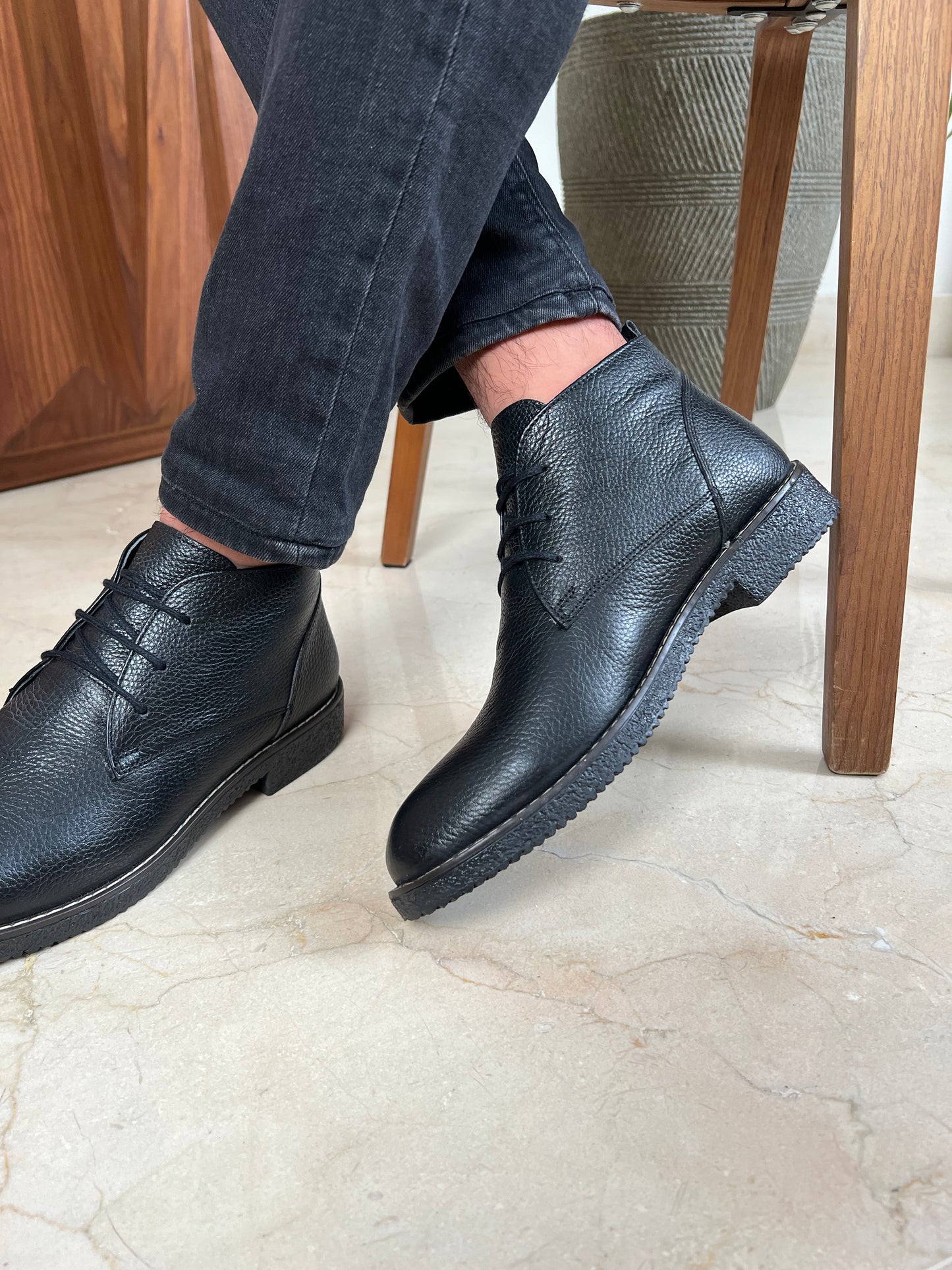 BLACK DESERT BOOTS