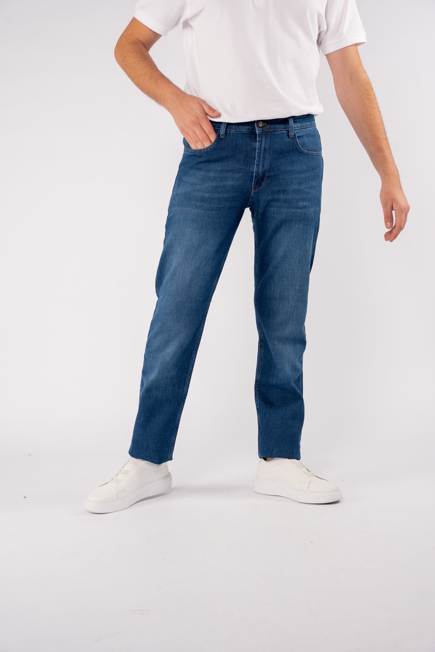 NAVY REGULAR FIT DENIM