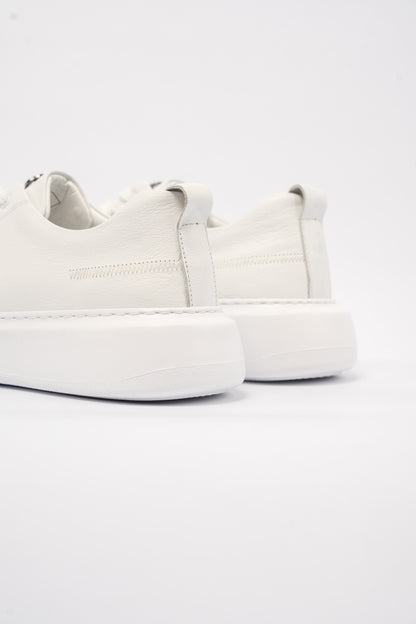WHITE CASUAL SNEAKER