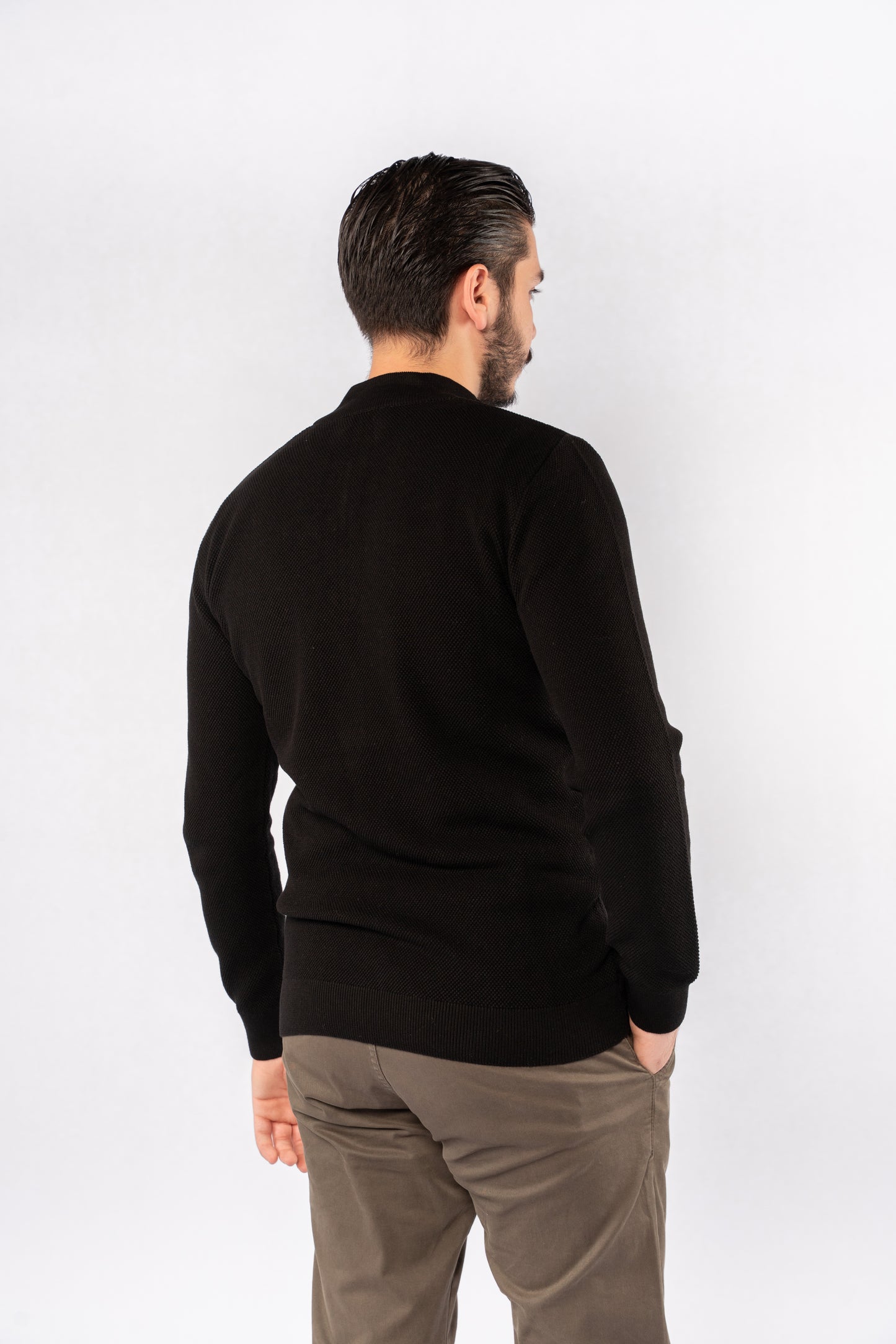 BLACK HIGHNECK ZIPPER