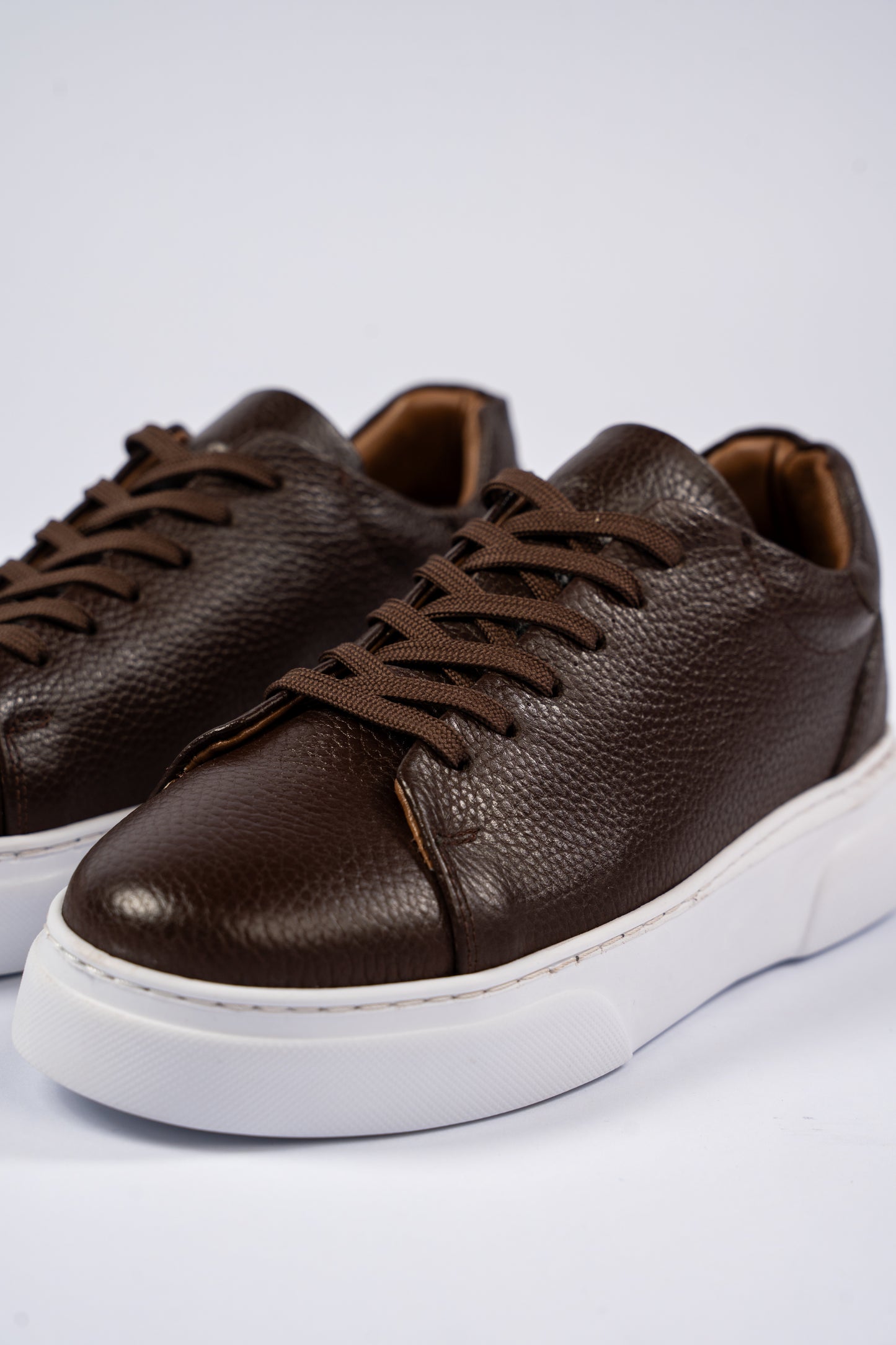 BROWN LEATHER SNEAKER