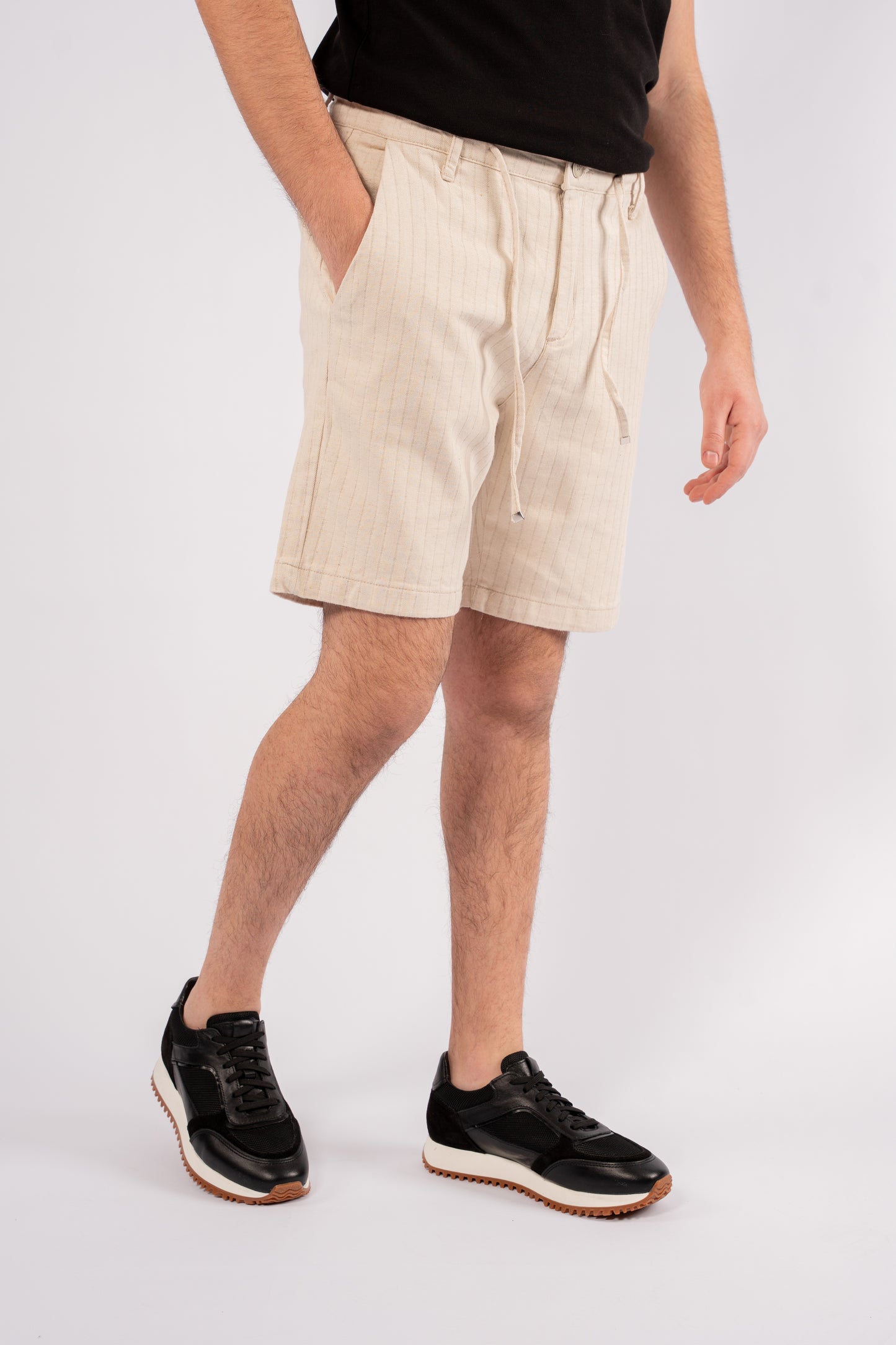 BEIGE LINED SHORT