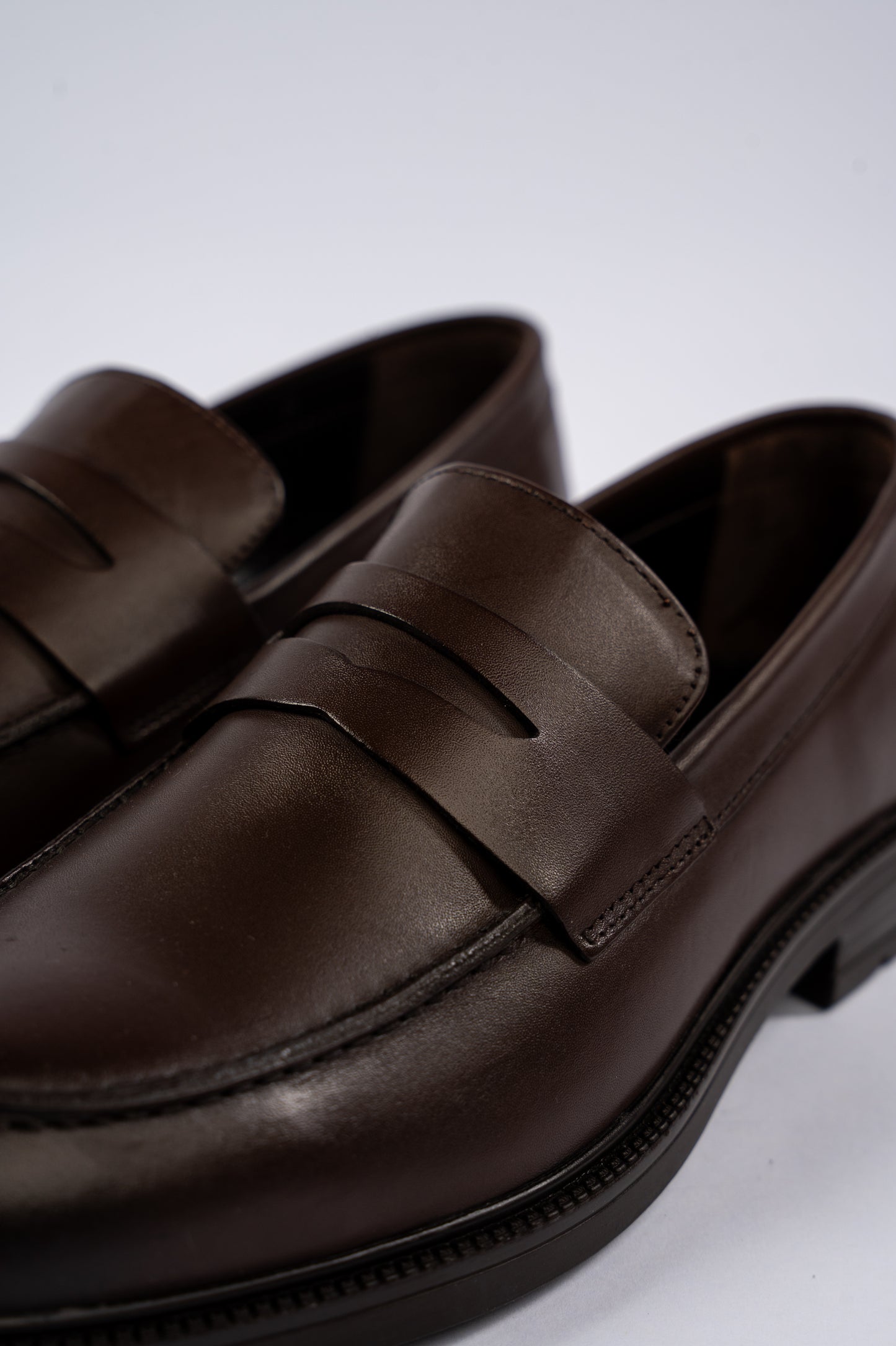 CLASSIC BROWN PENNY LOAFER