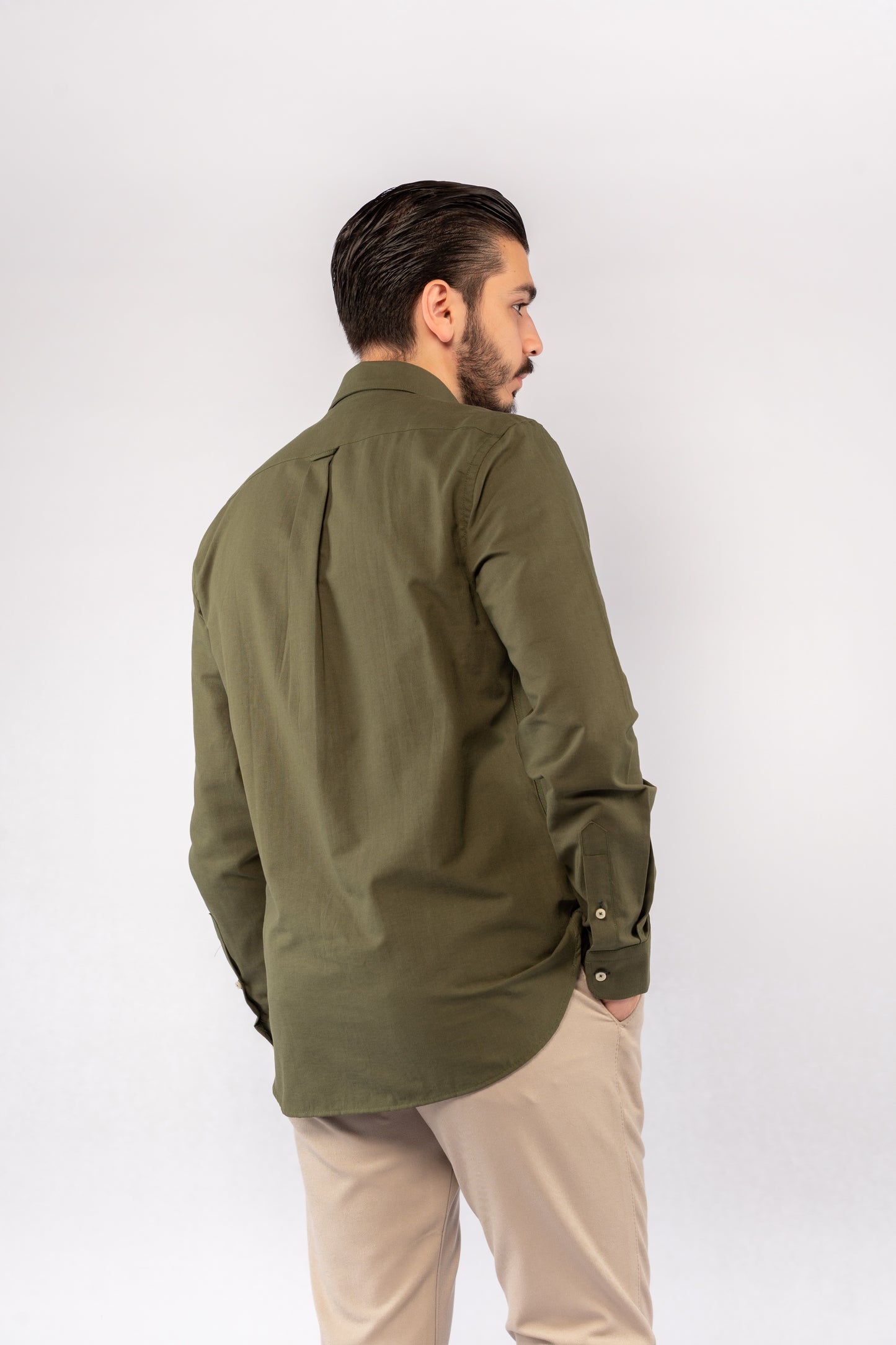 OLIVE TIMELESS OXFORD SHIRT