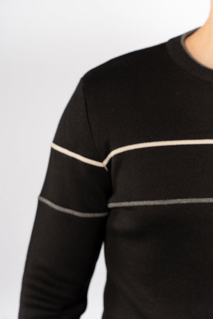BLACK WHITE LINE SWEATER