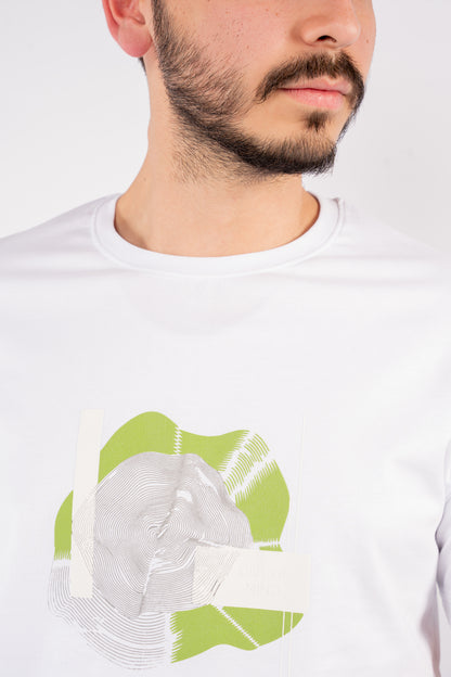 WHITE PATTERNED TSHIRT