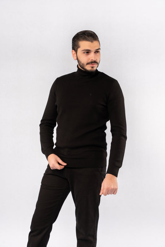 BLACK TURTLENECK SWEATER