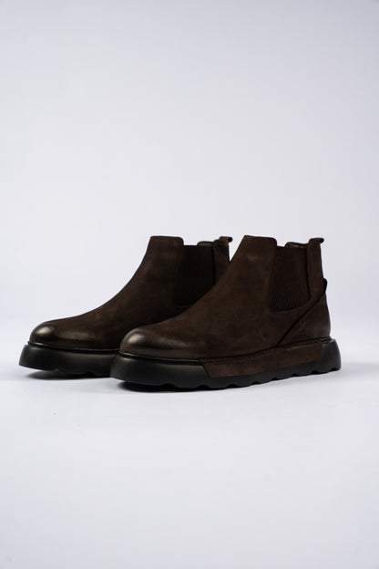 BROWN CASUAL CHELSEA BOOTS