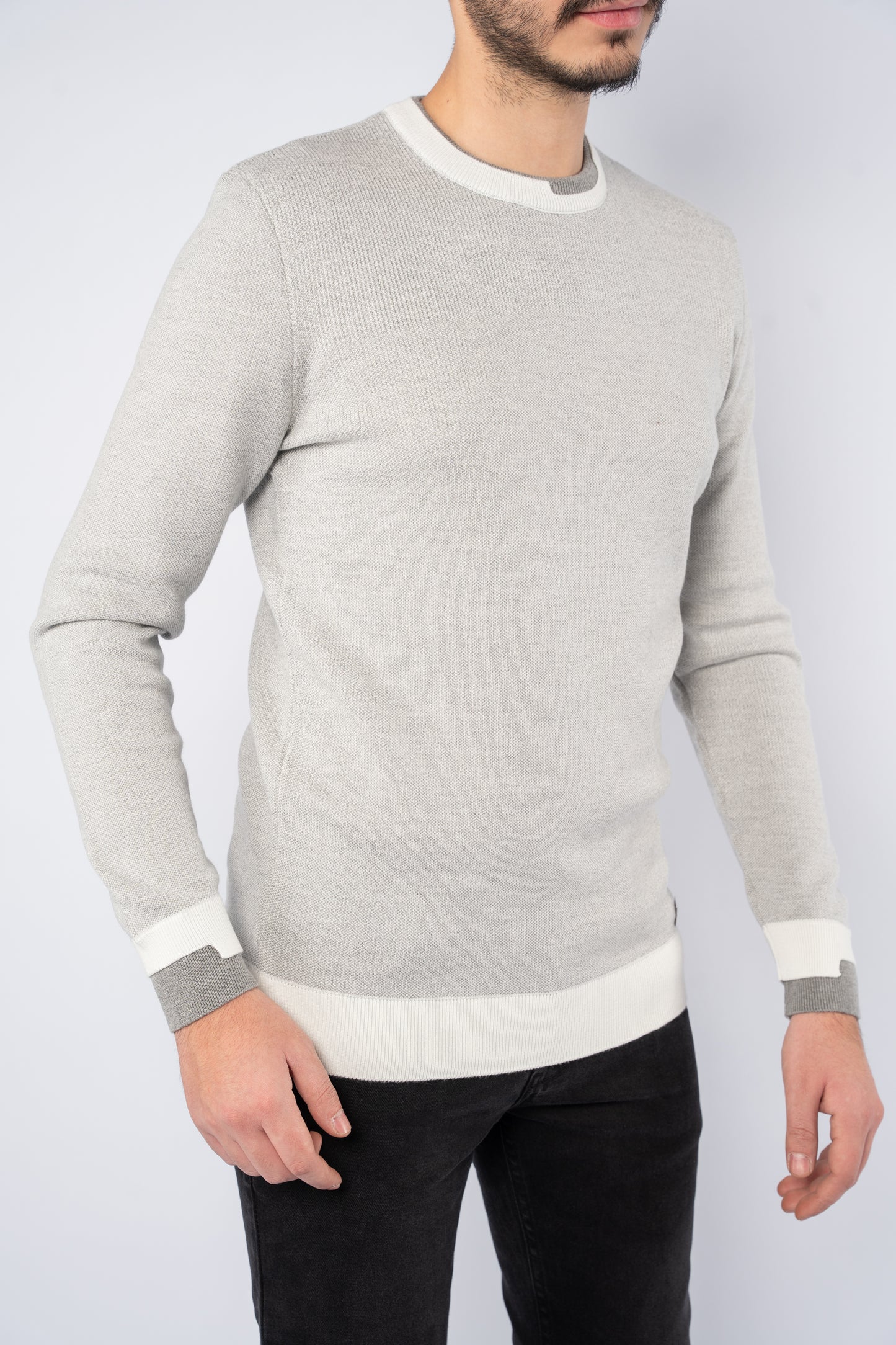 LIGHT GREY ROUNDNECK 2 LAYER