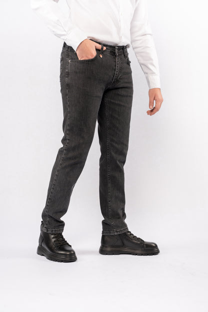 GREY REGULAR DENIM