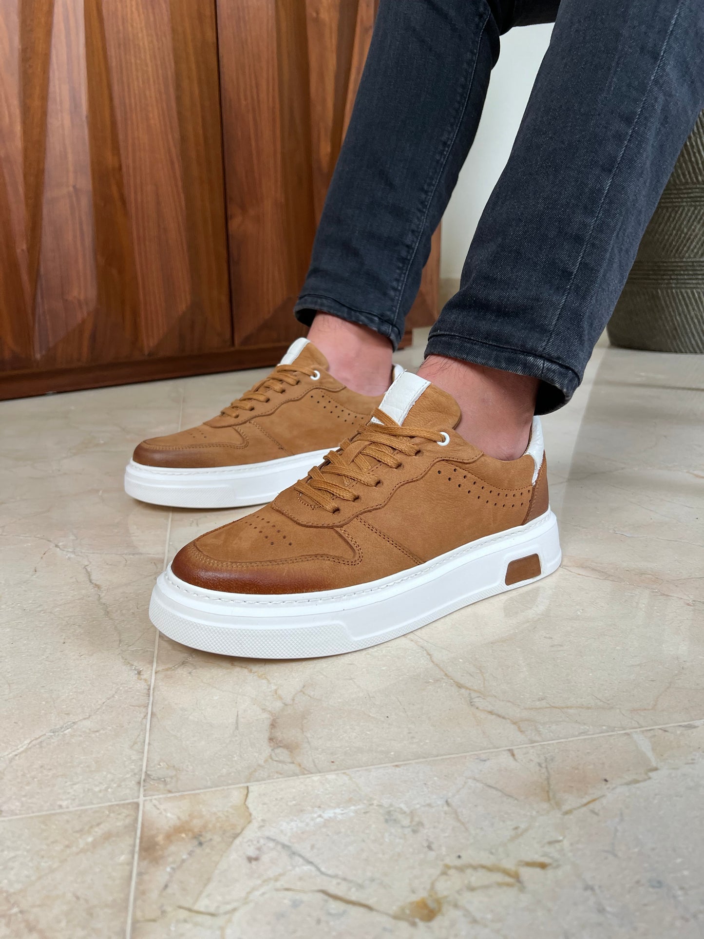 HAVANA SUEDE HIGH SOLE SNEAKER